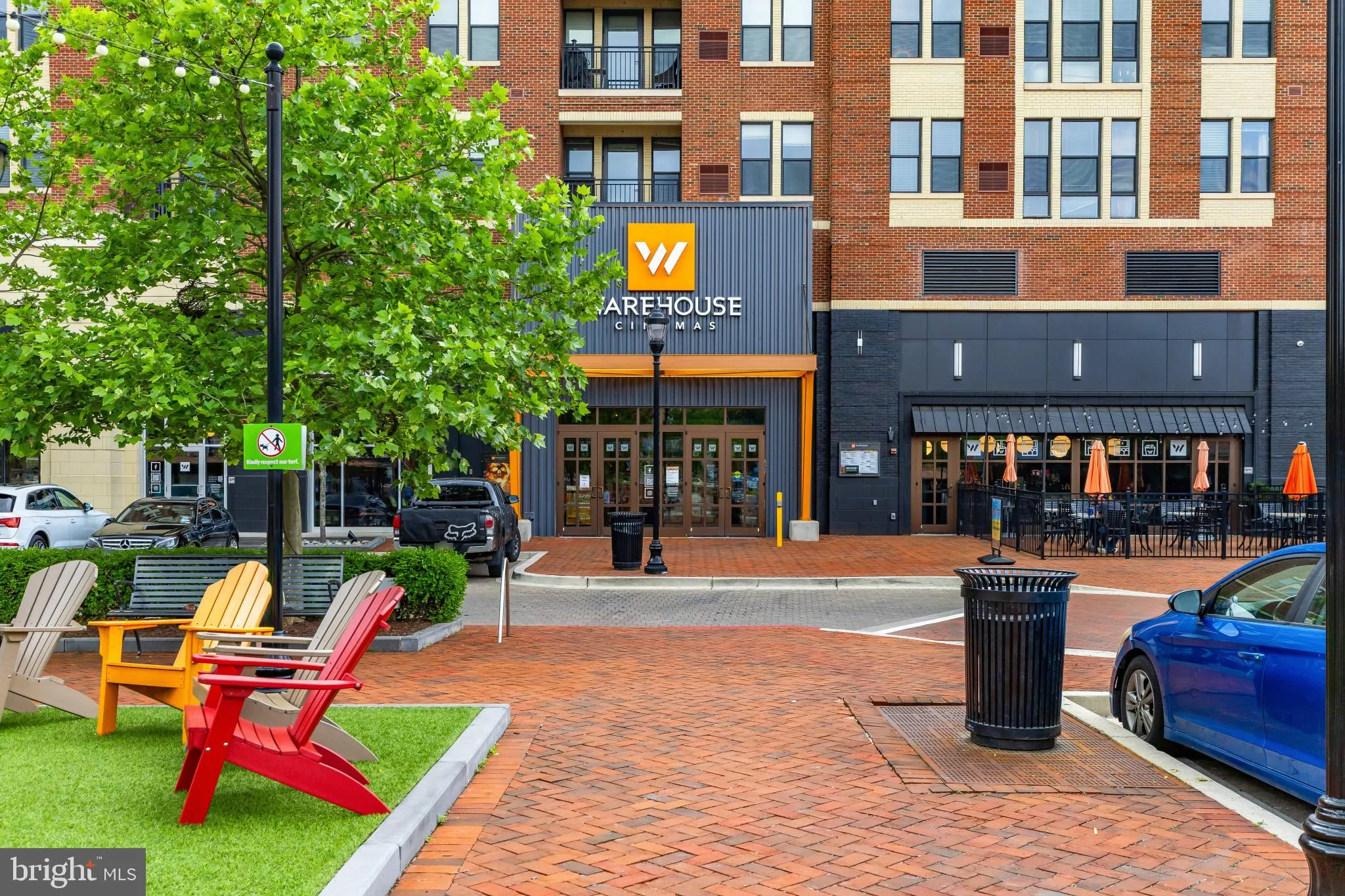 Baltimore, Maryland 21211, United States, 3 Bedrooms Bedrooms, ,1 BathroomBathrooms,Residential,Pending,133640