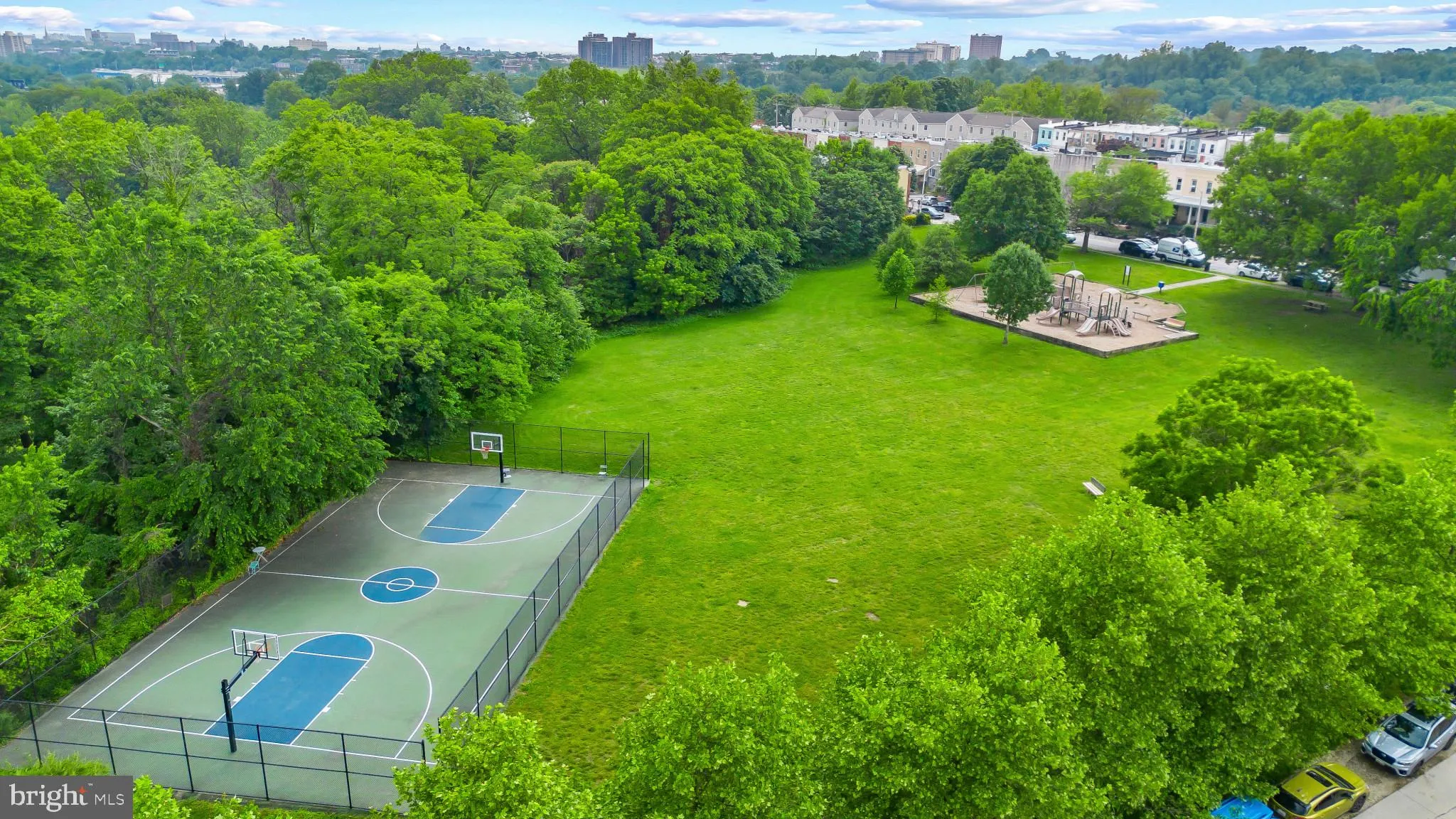 Baltimore, Maryland 21211, United States, 3 Bedrooms Bedrooms, ,1 BathroomBathrooms,Residential,Pending,133640