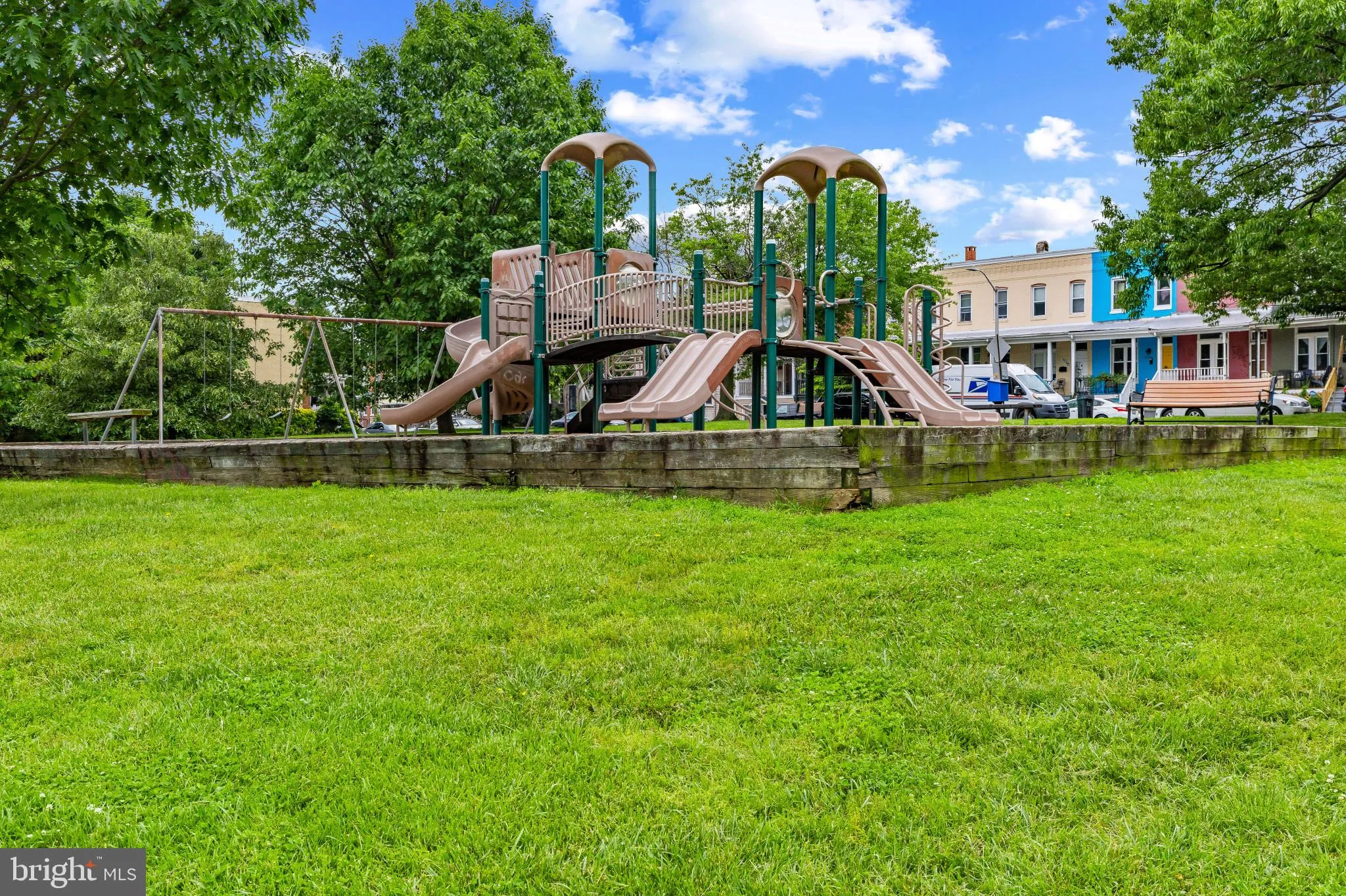 Baltimore, Maryland 21211, United States, 3 Bedrooms Bedrooms, ,1 BathroomBathrooms,Residential,Pending,133640