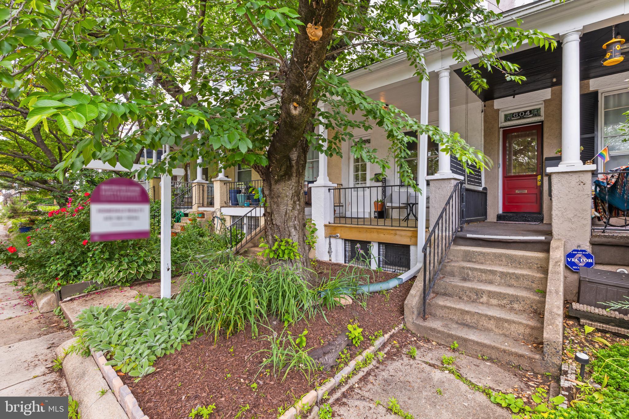 606 W 33RD STREET