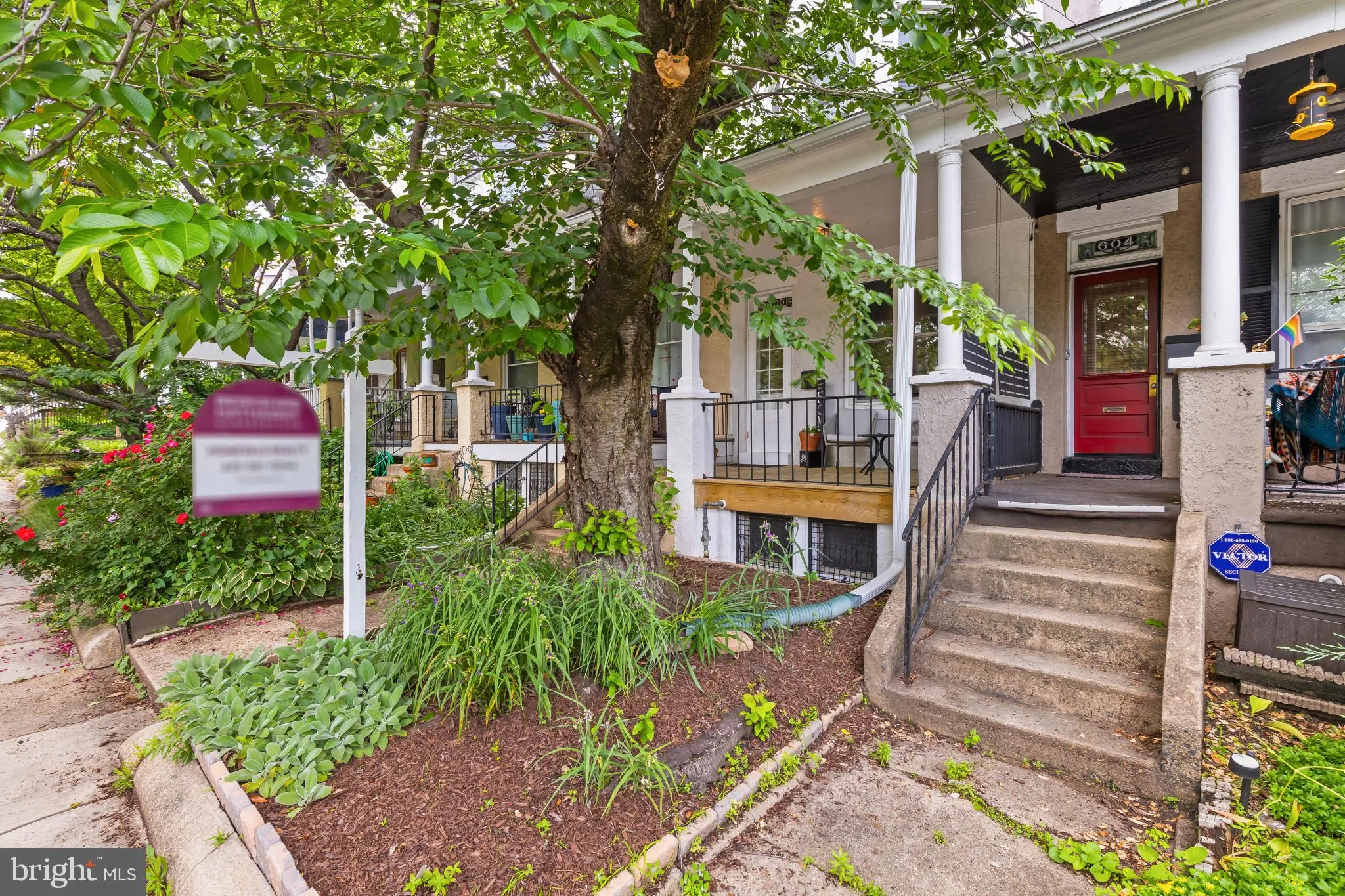 Baltimore, Maryland 21211, United States, 3 Bedrooms Bedrooms, ,1 BathroomBathrooms,Residential,Pending,133640