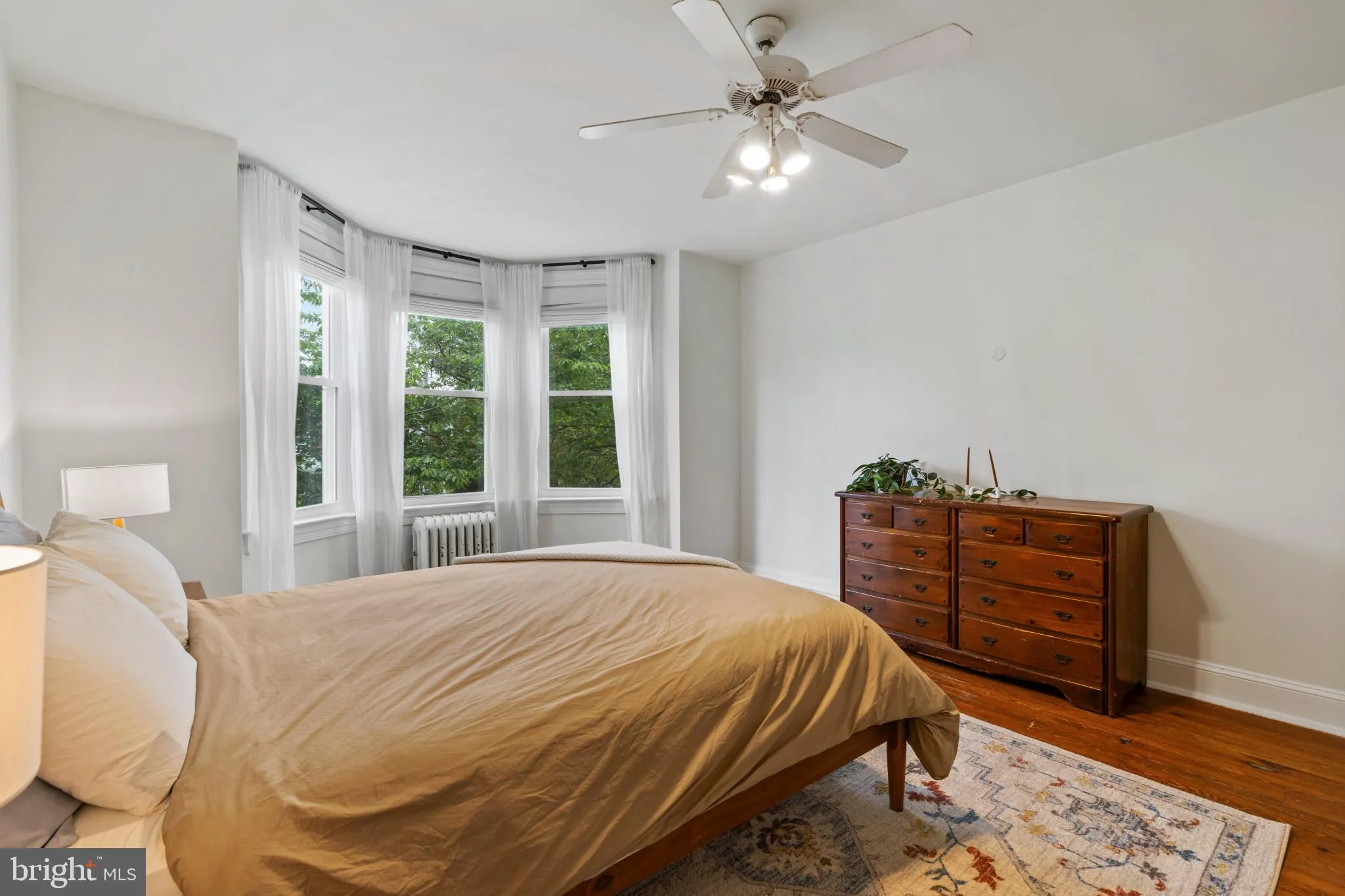 Baltimore, Maryland 21211, United States, 3 Bedrooms Bedrooms, ,1 BathroomBathrooms,Residential,Pending,133640