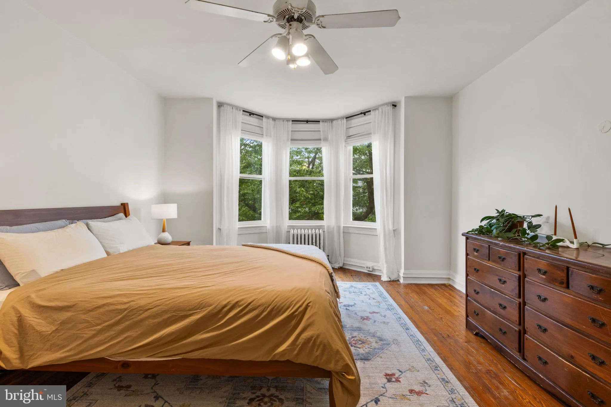 Baltimore, Maryland 21211, United States, 3 Bedrooms Bedrooms, ,1 BathroomBathrooms,Residential,Pending,133640