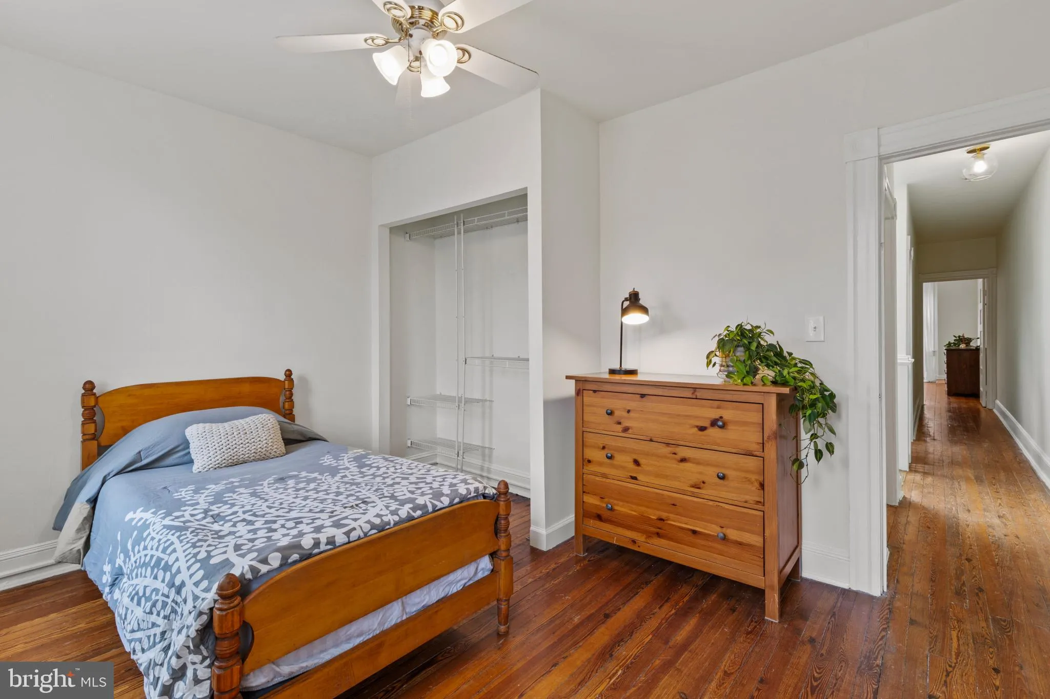 Baltimore, Maryland 21211, United States, 3 Bedrooms Bedrooms, ,1 BathroomBathrooms,Residential,Pending,133640