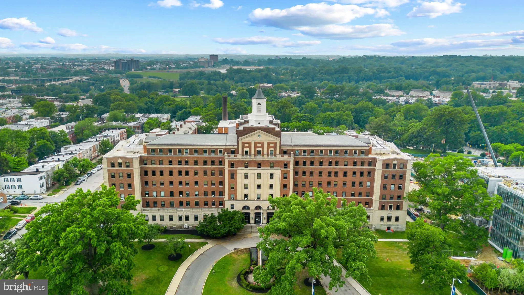 Baltimore, Maryland 21211, United States, 3 Bedrooms Bedrooms, ,1 BathroomBathrooms,Residential,Pending,133640