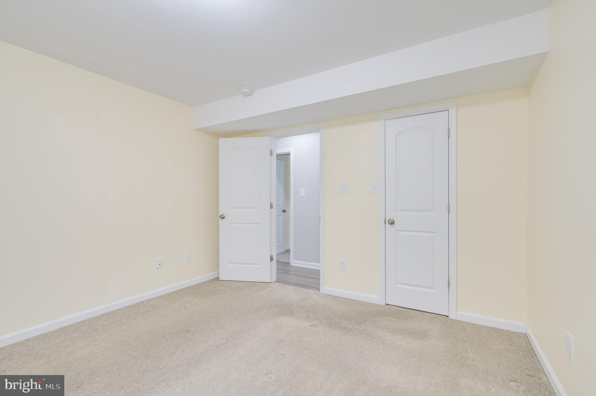 FORT HILL FARMS - Residential