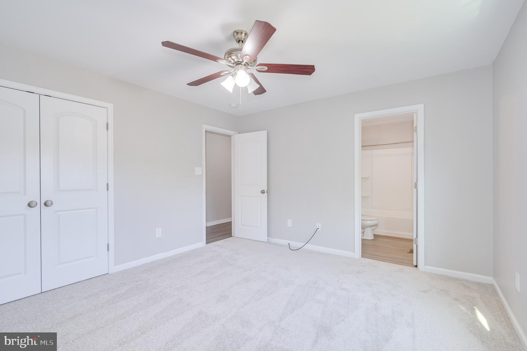 FORT HILL FARMS - Residential