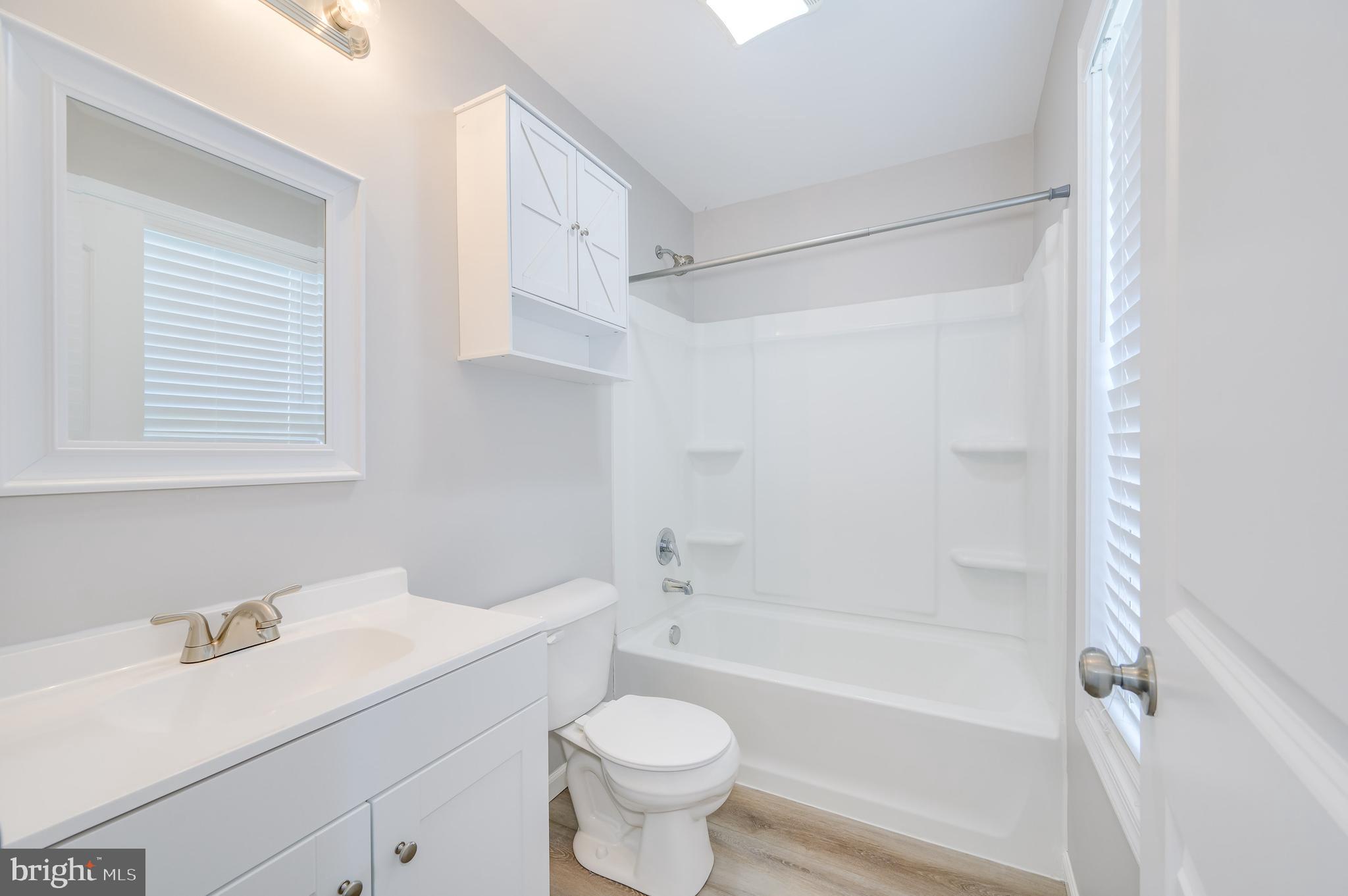 FORT HILL FARMS - Residential