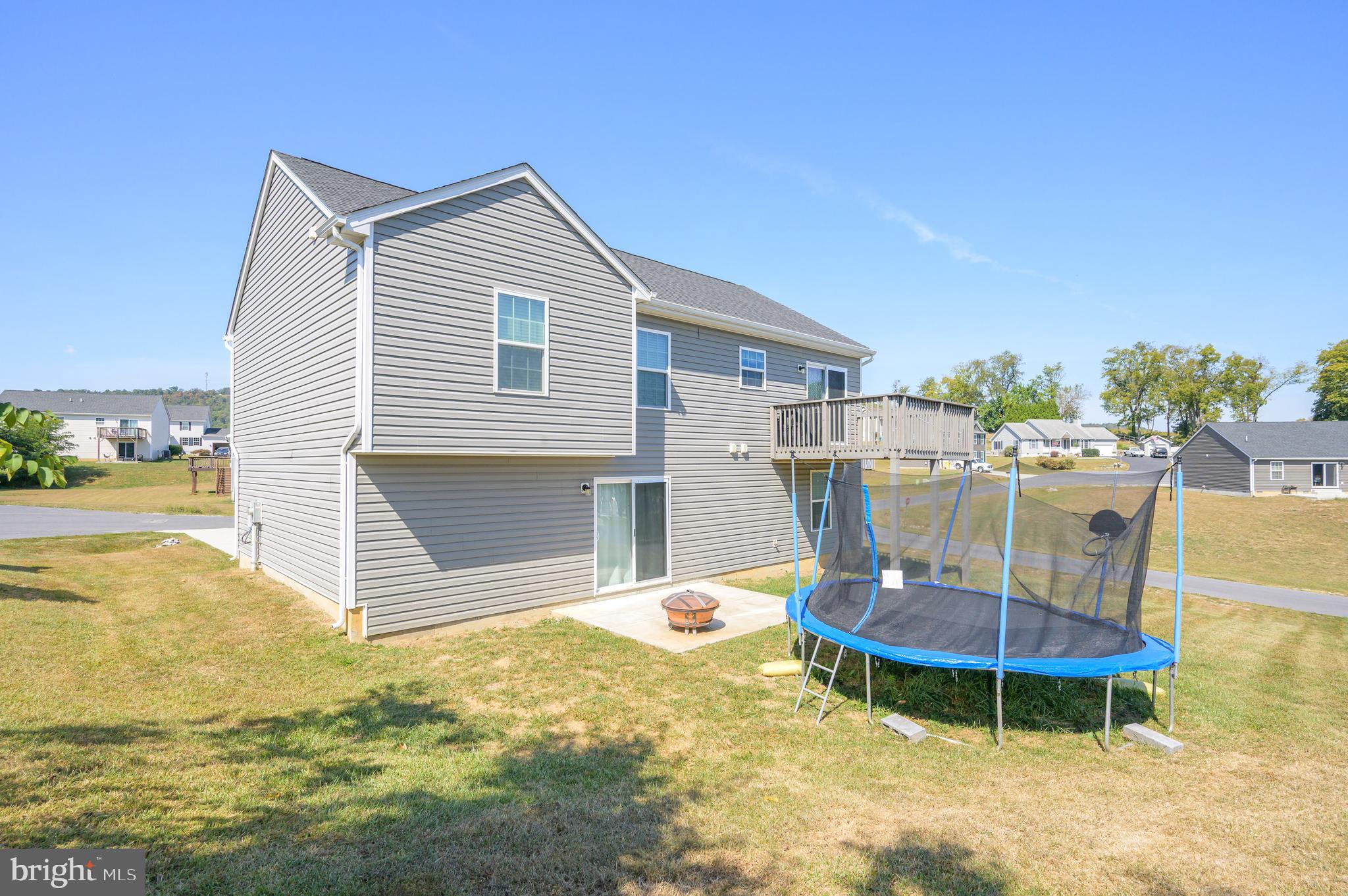 FORT HILL FARMS - Residential