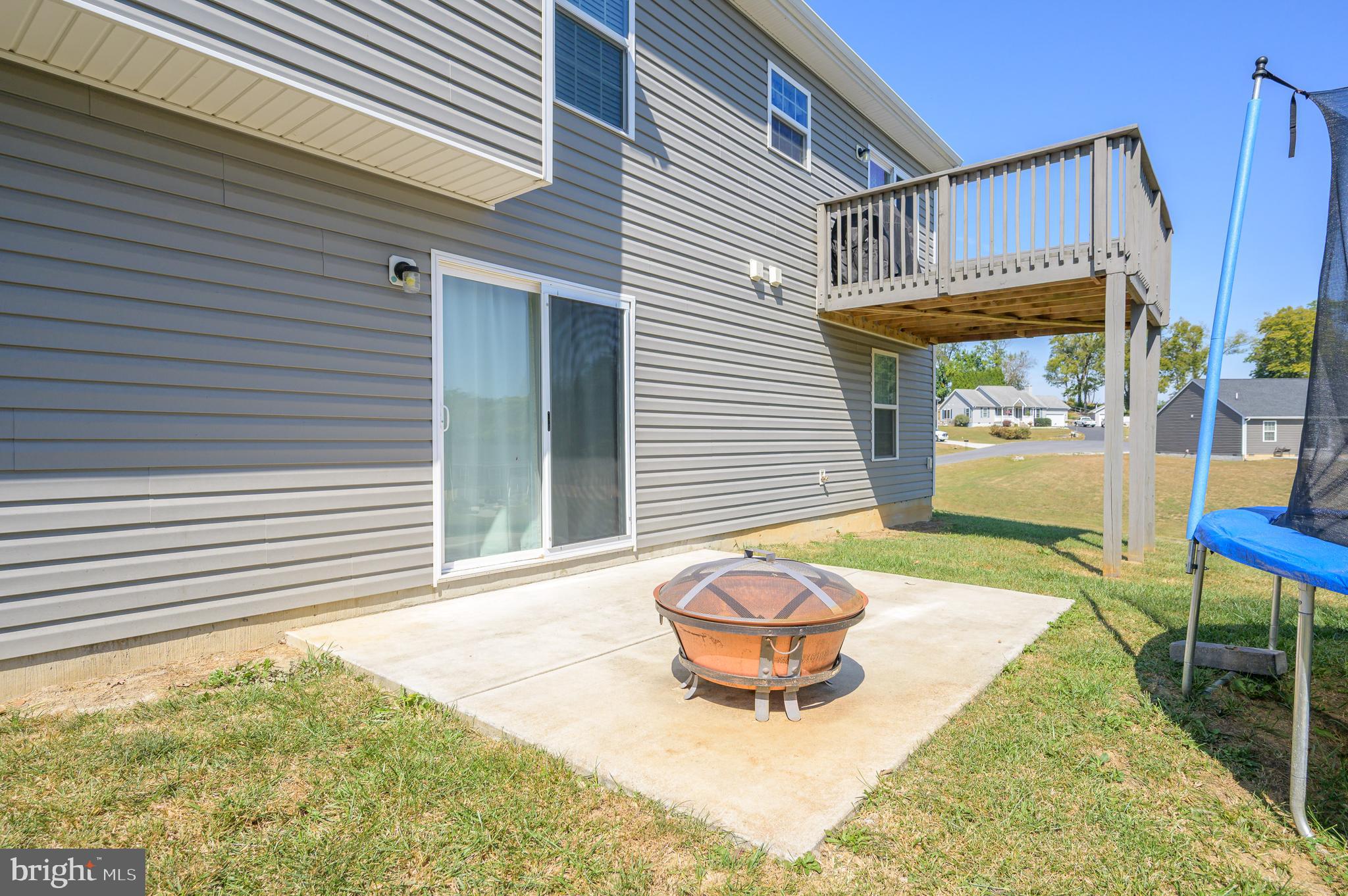 FORT HILL FARMS - Residential