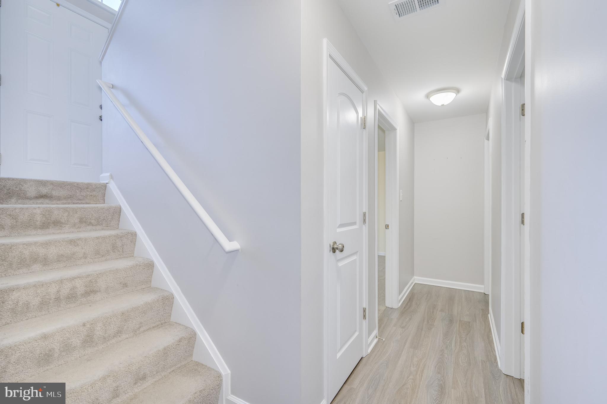 FORT HILL FARMS - Residential