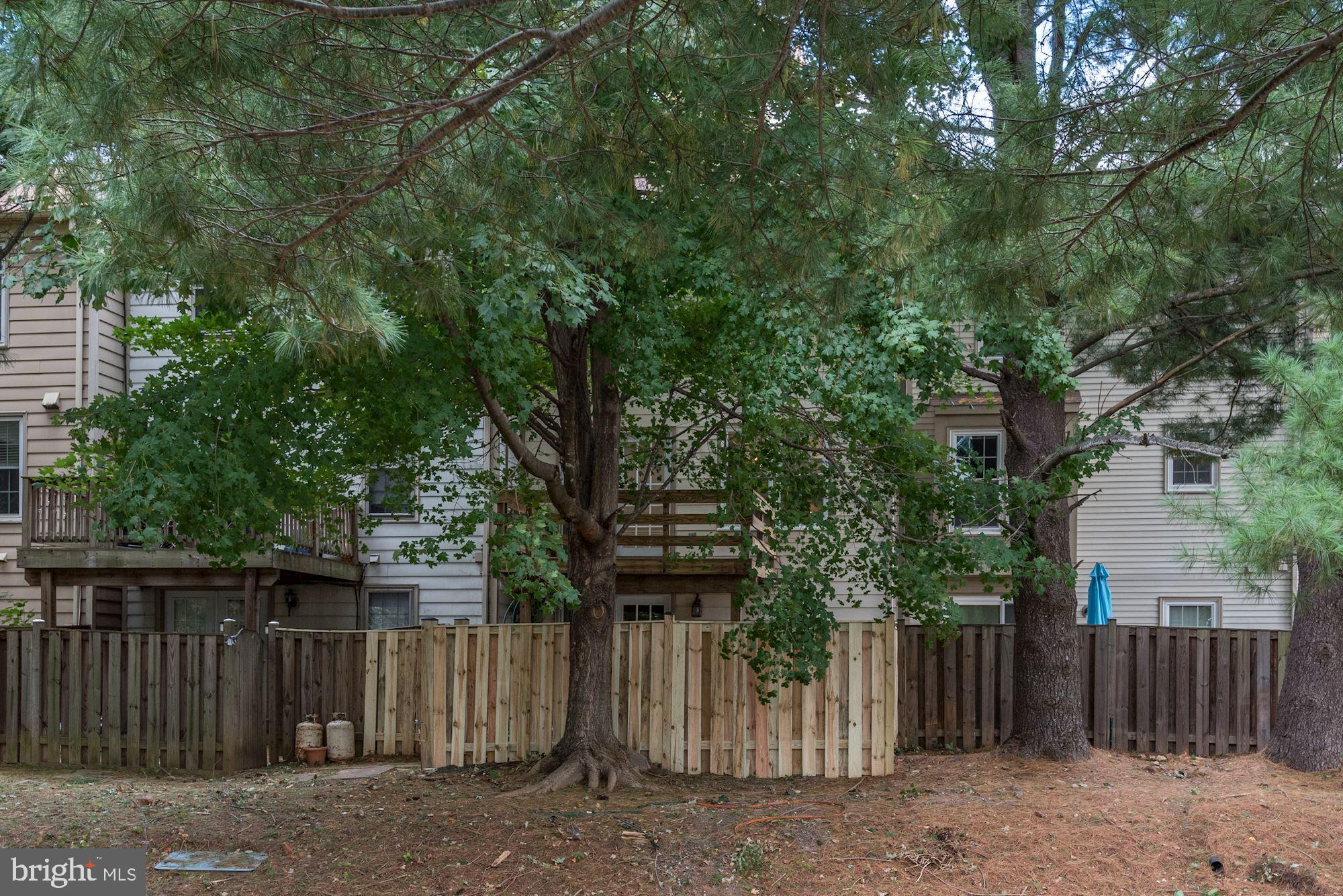 COLONY PARK - Residential