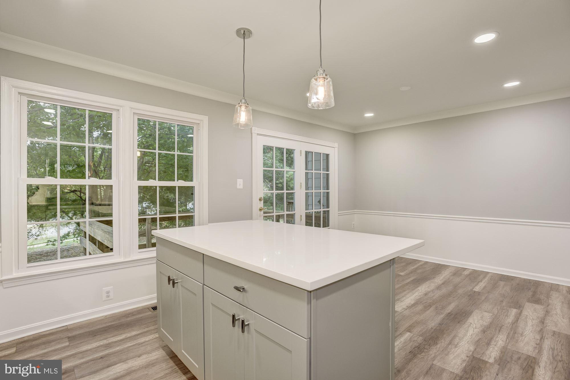 COLONY PARK - Residential