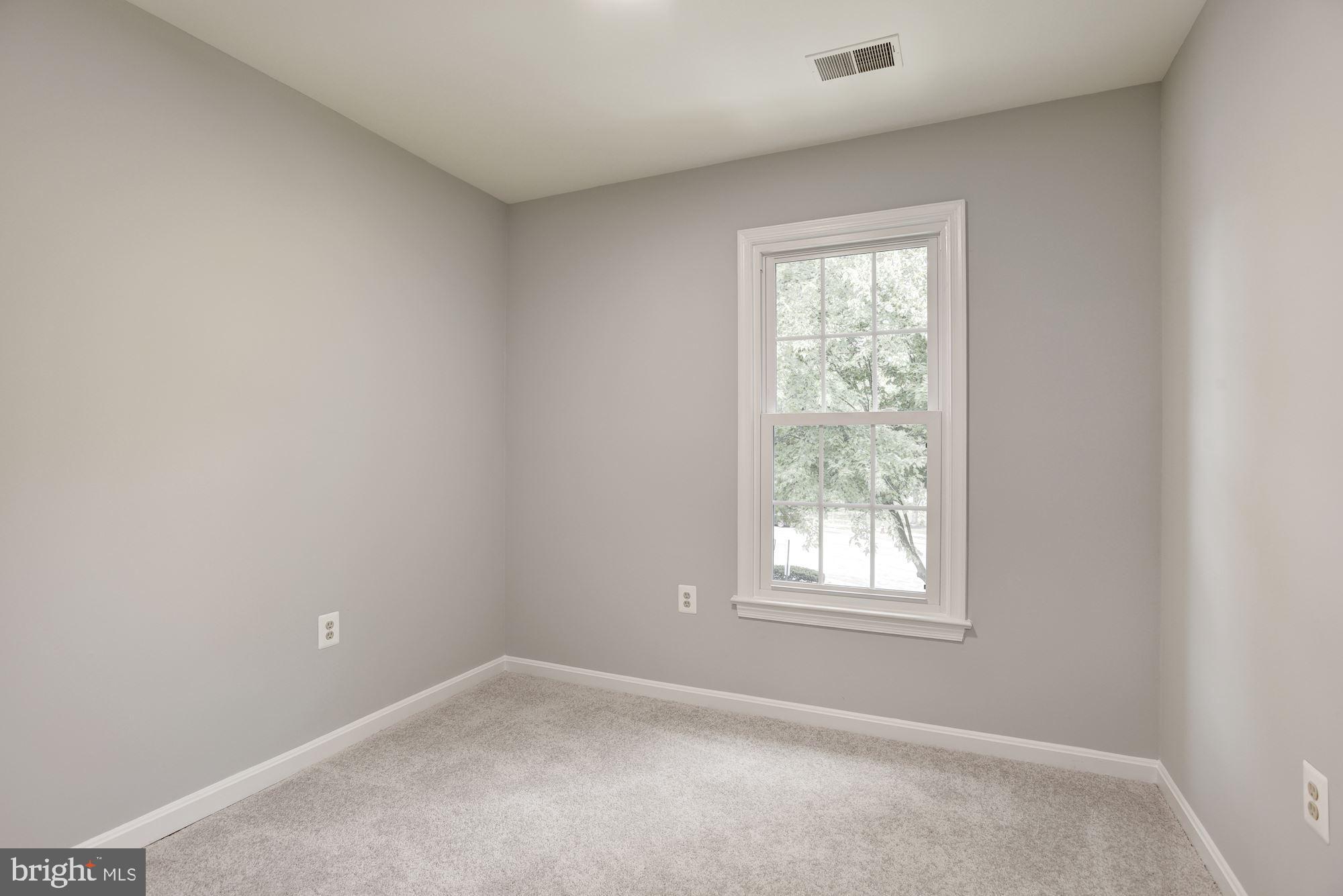 COLONY PARK - Residential