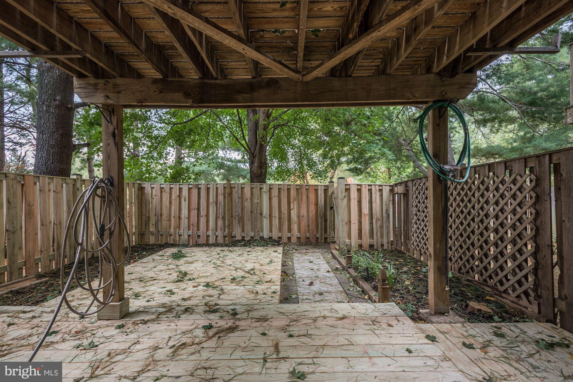 COLONY PARK - Residential