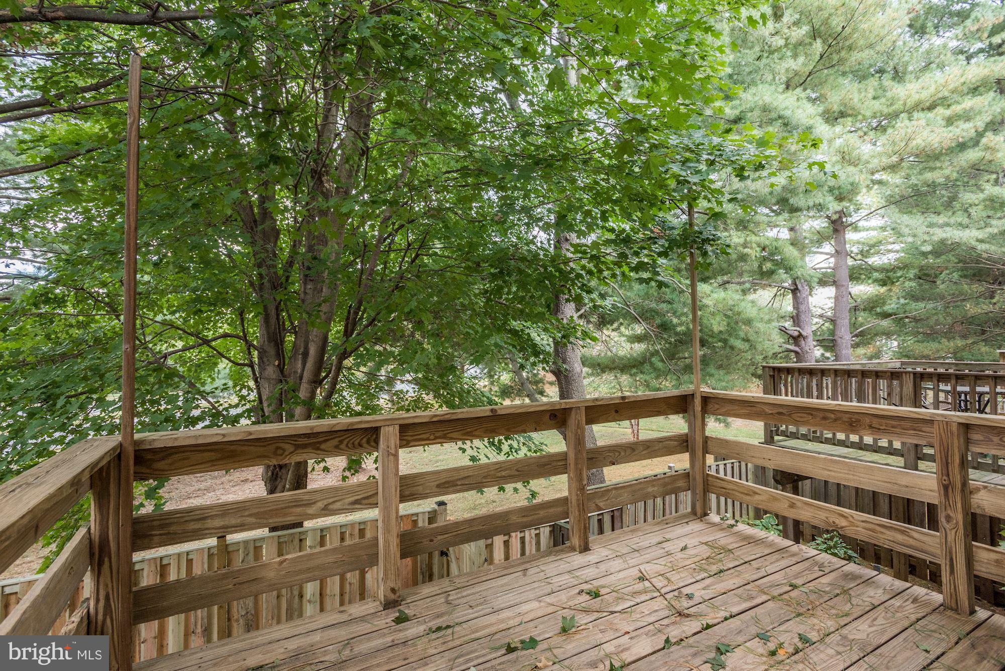 COLONY PARK - Residential