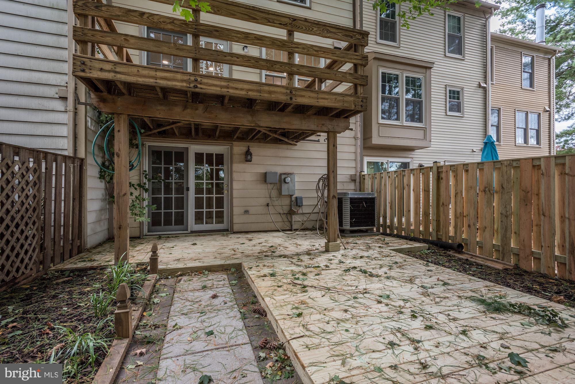 COLONY PARK - Residential