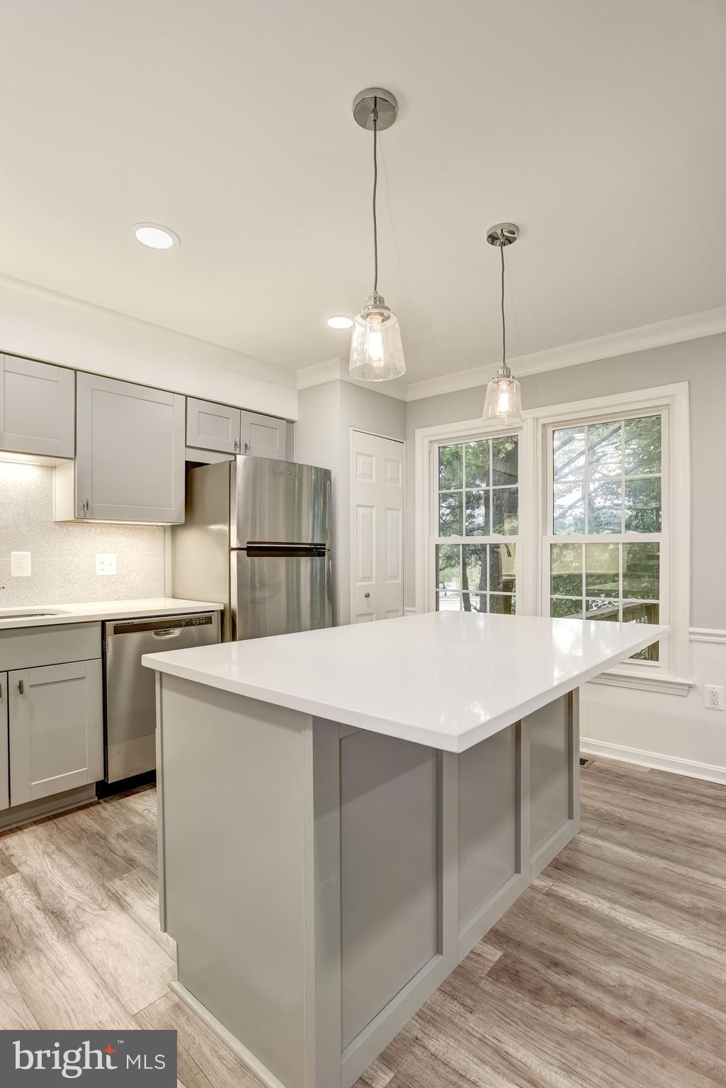 COLONY PARK - Residential