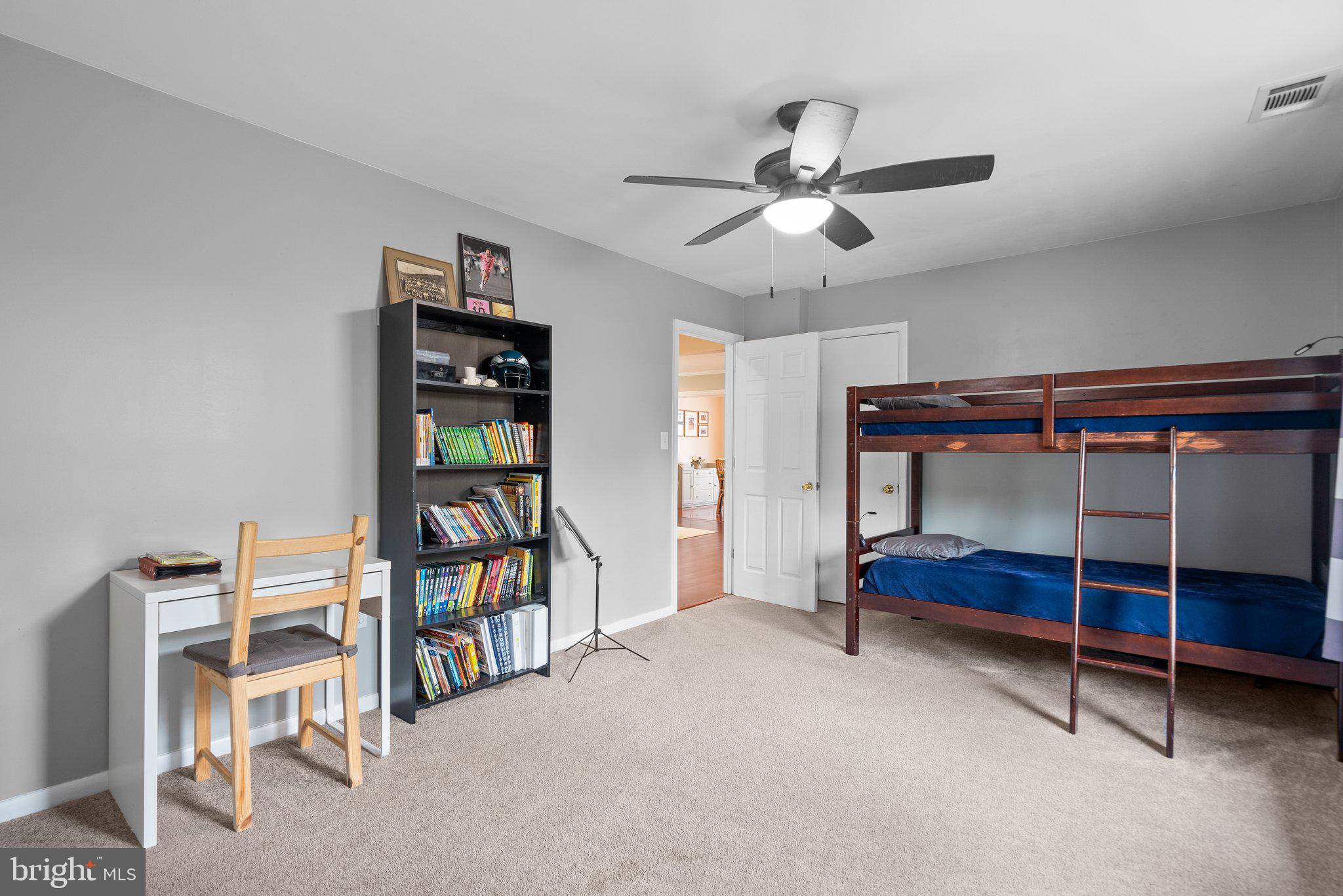 BROOKVILLE KNOLLS - Residential