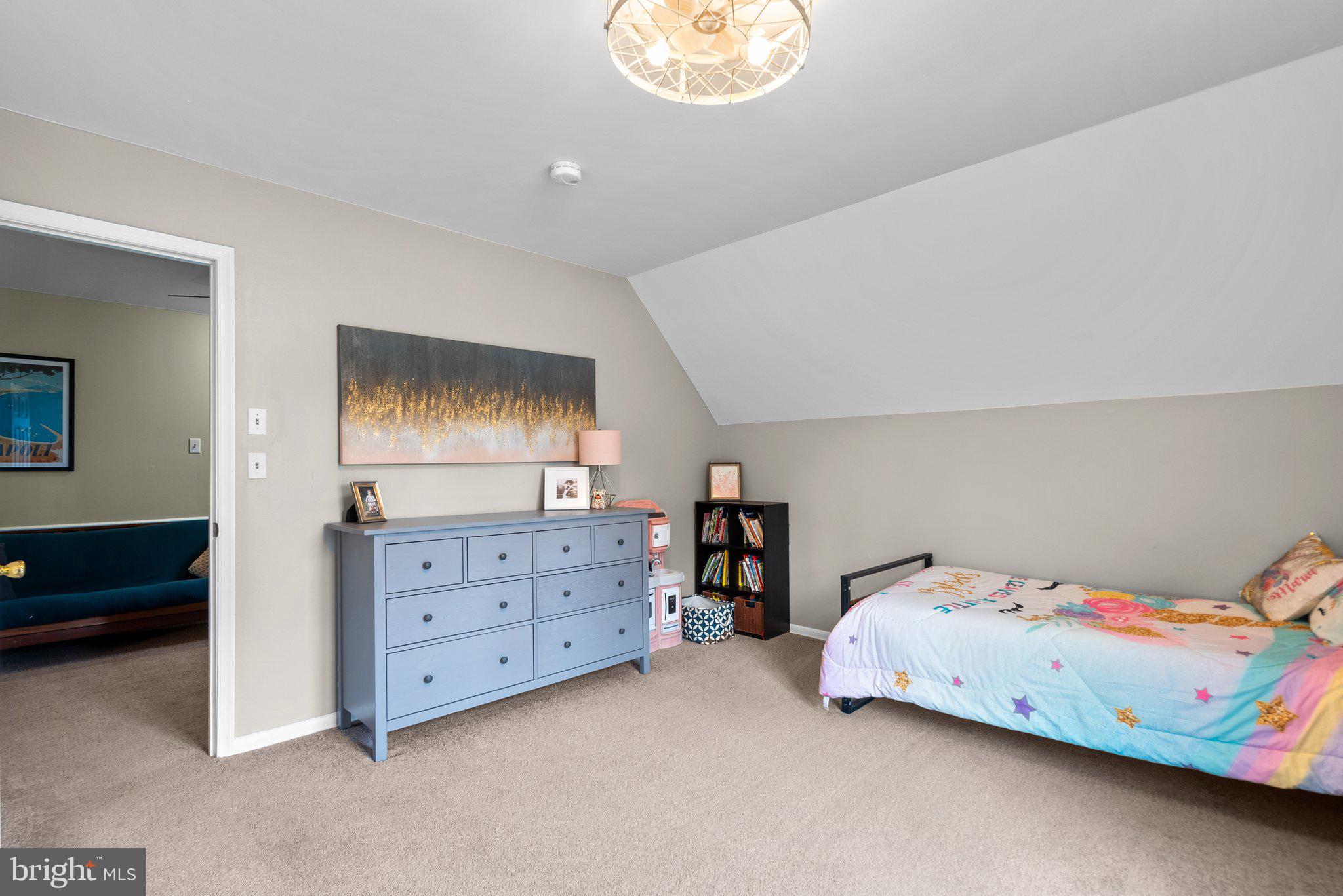 BROOKVILLE KNOLLS - Residential