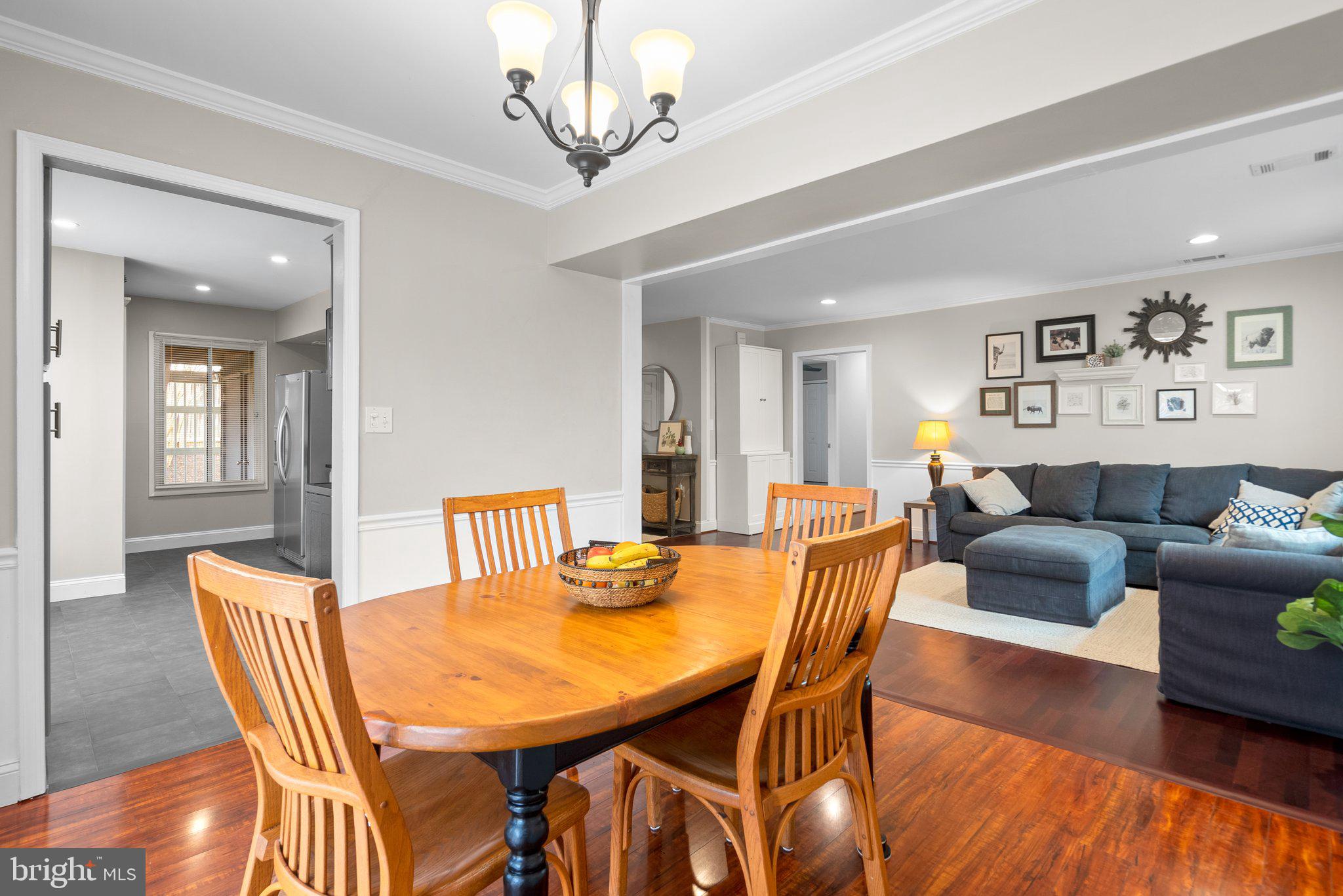 BROOKVILLE KNOLLS - Residential