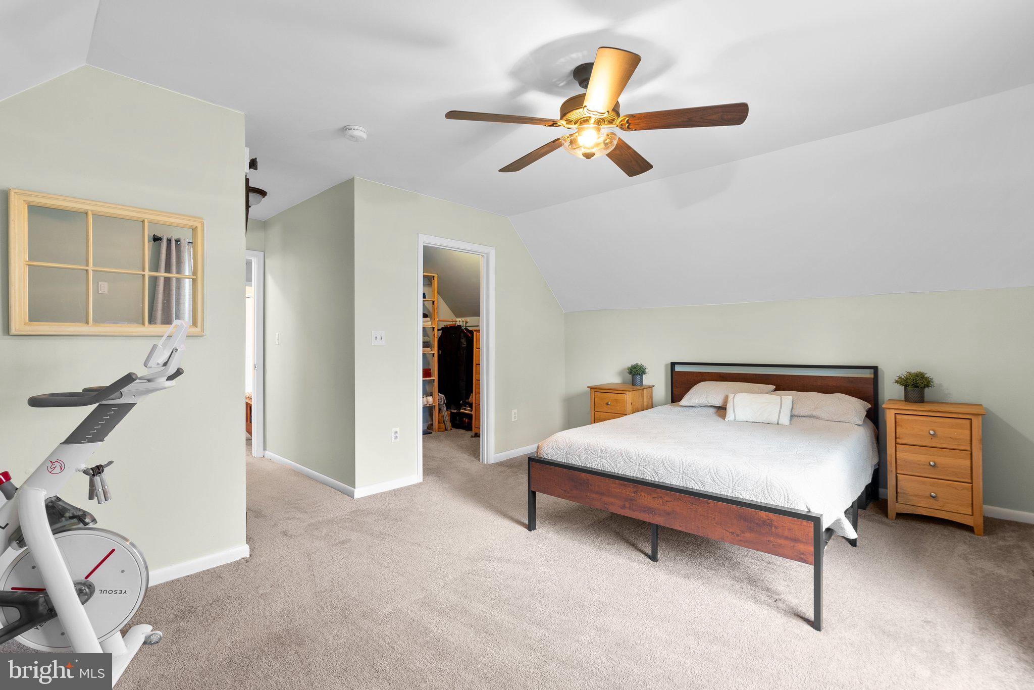 BROOKVILLE KNOLLS - Residential