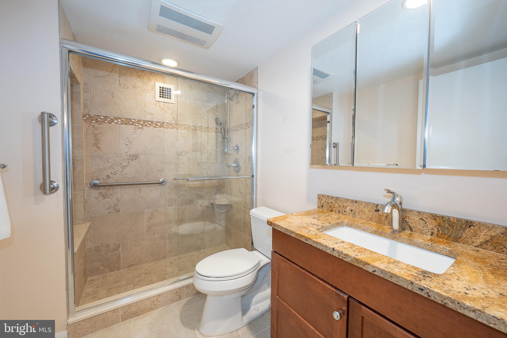 GREEN HILL - Residential