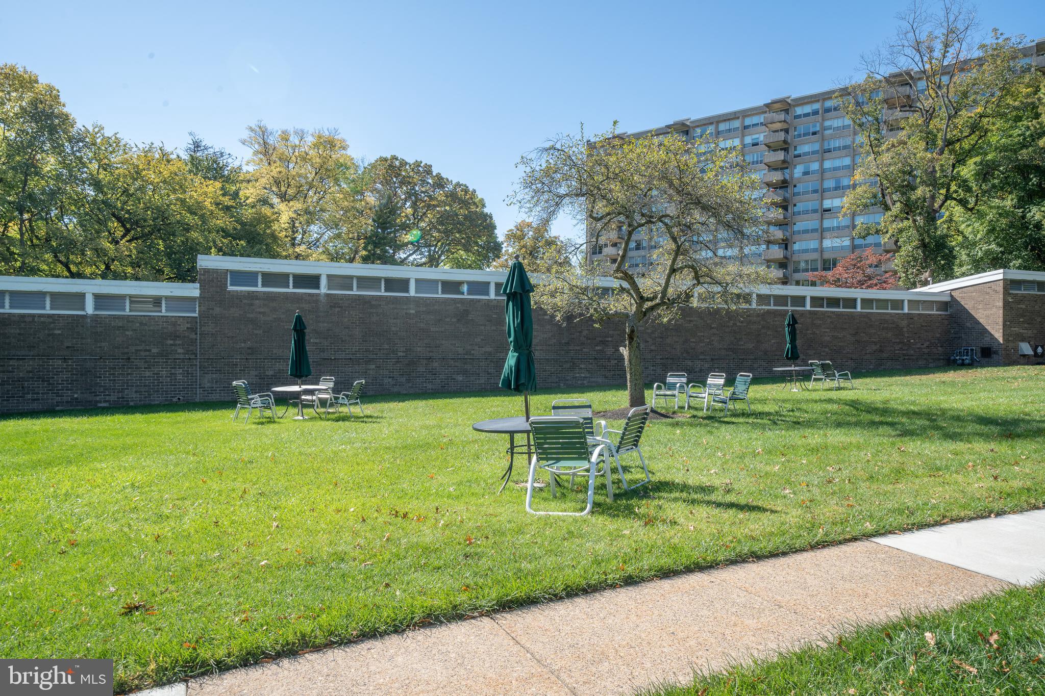 GREEN HILL - Residential