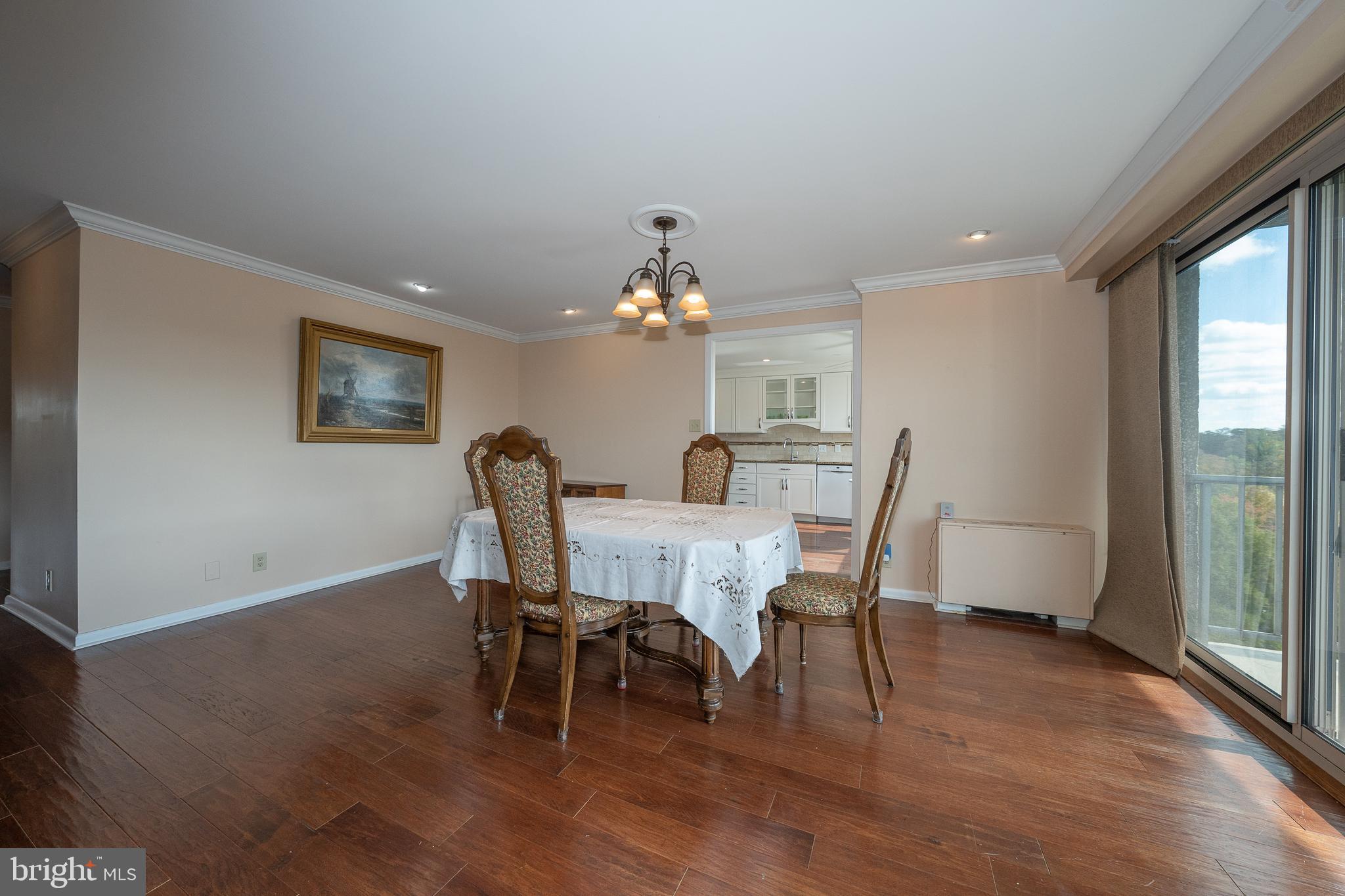 GREEN HILL - Residential