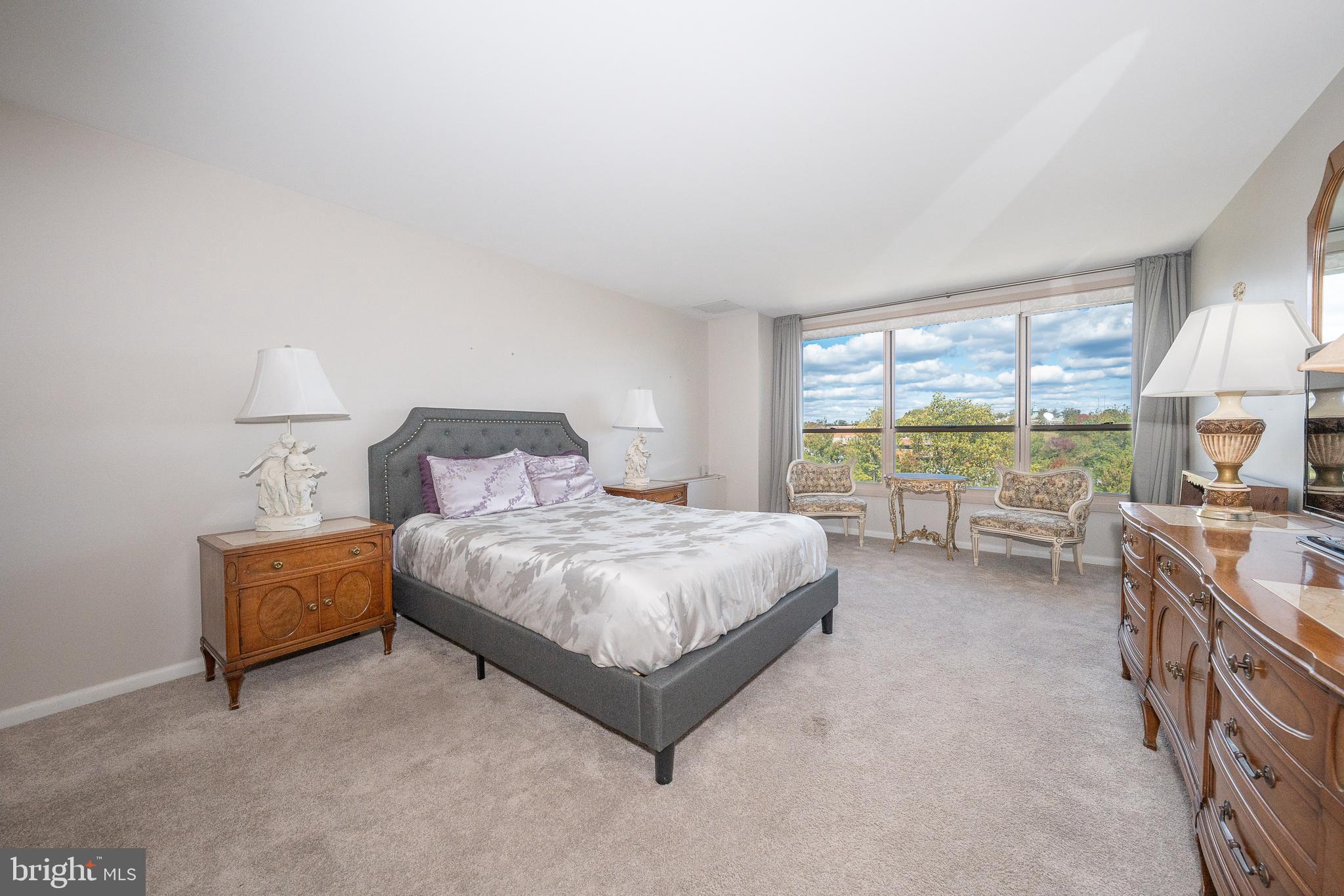 GREEN HILL - Residential