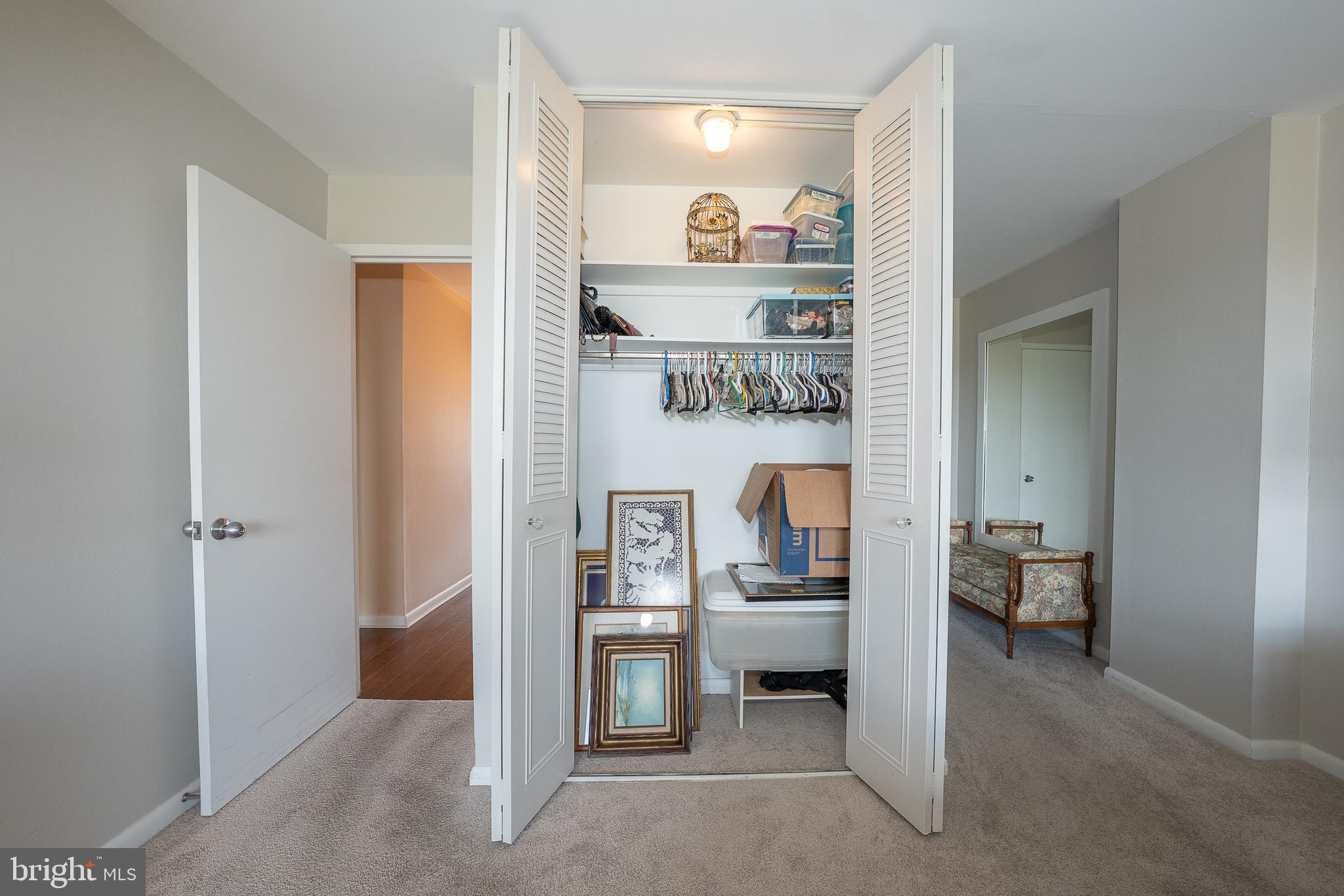 GREEN HILL - Residential