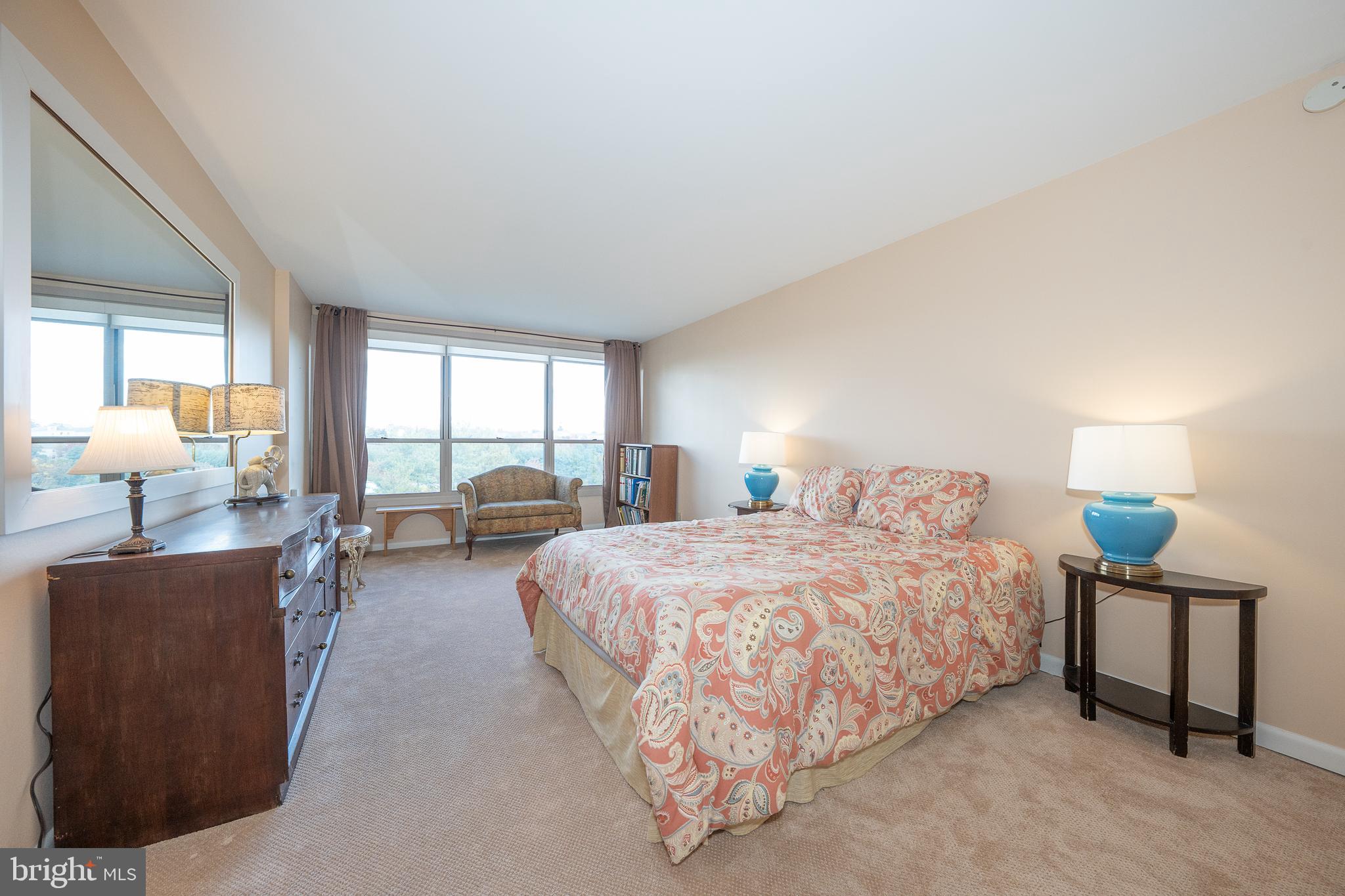 GREEN HILL - Residential