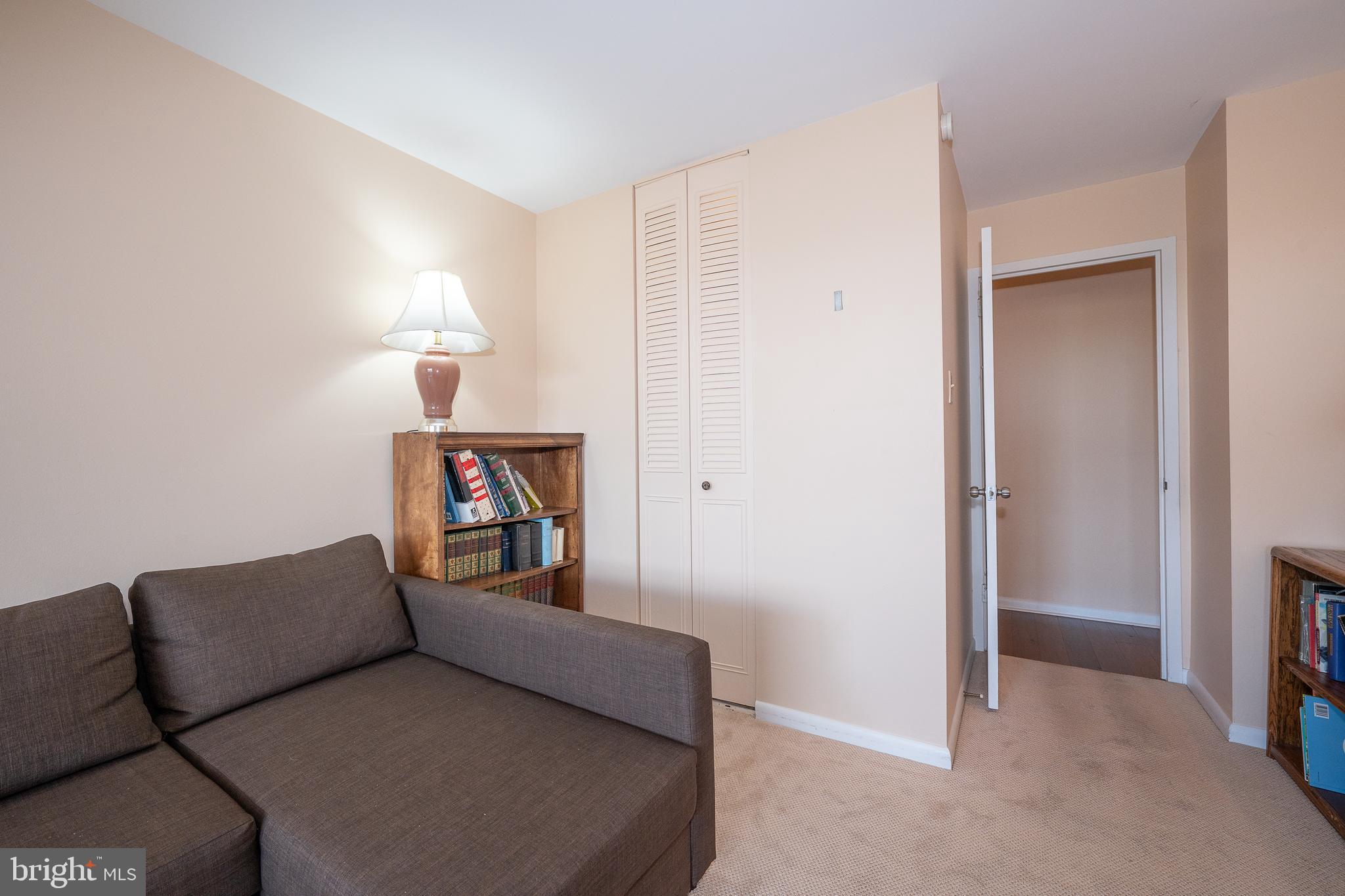 GREEN HILL - Residential