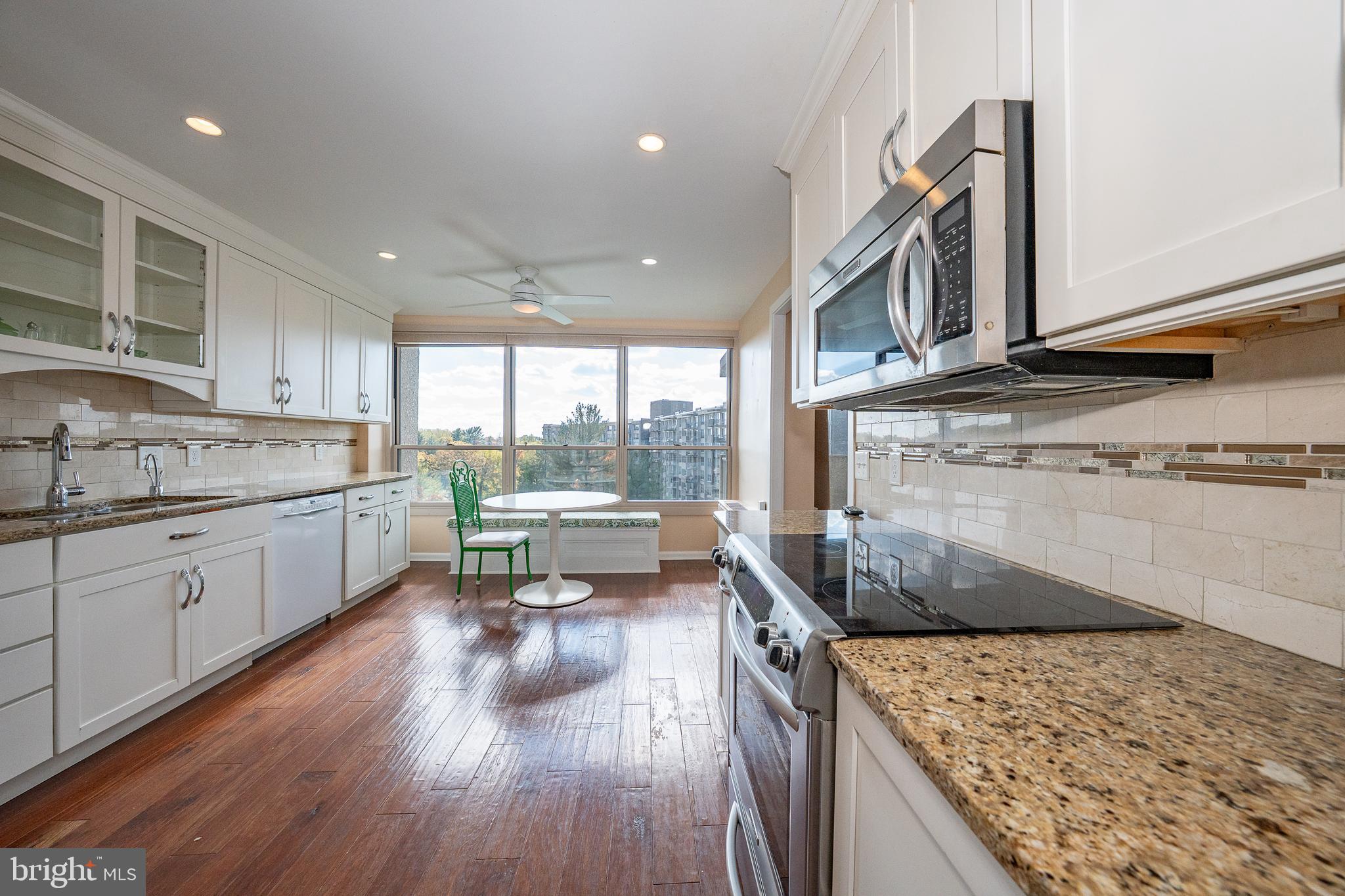 GREEN HILL - Residential