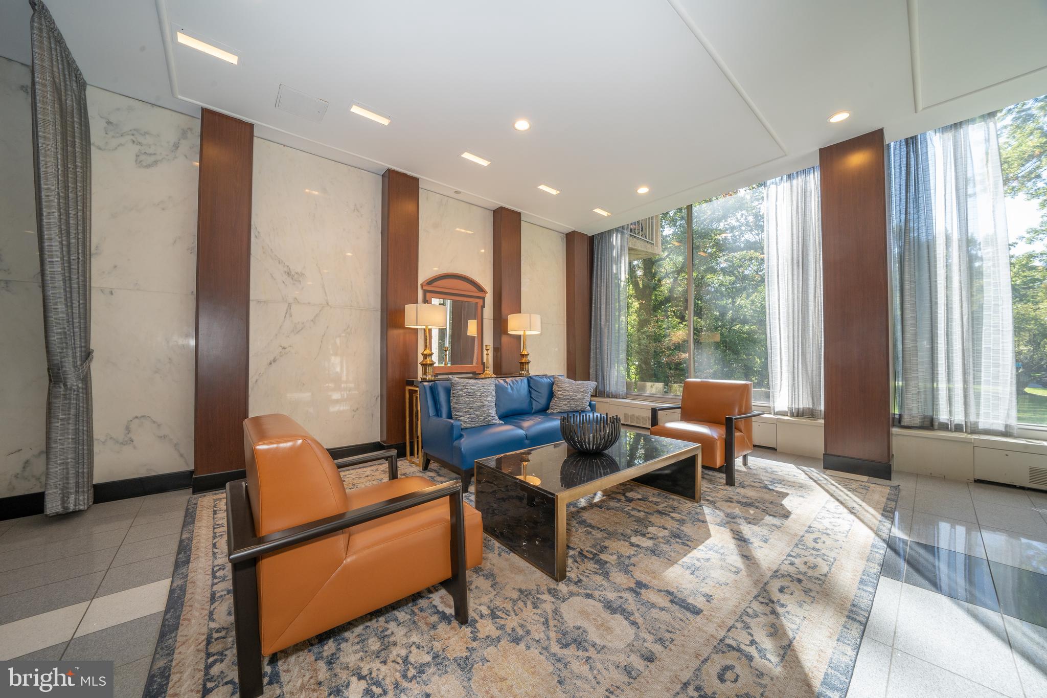 GREEN HILL - Residential