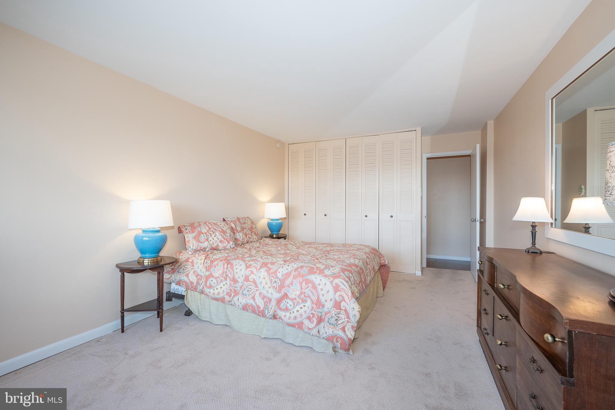 GREEN HILL - Residential