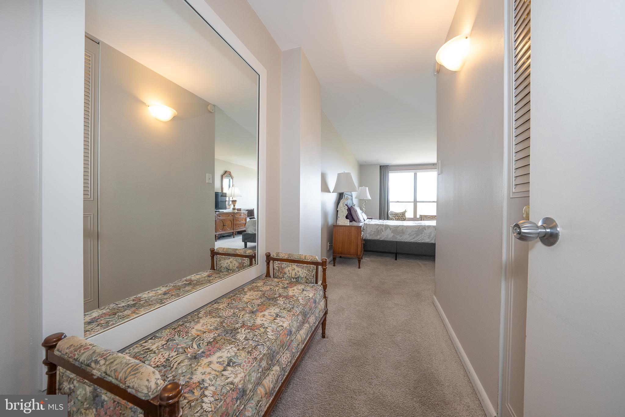 GREEN HILL - Residential