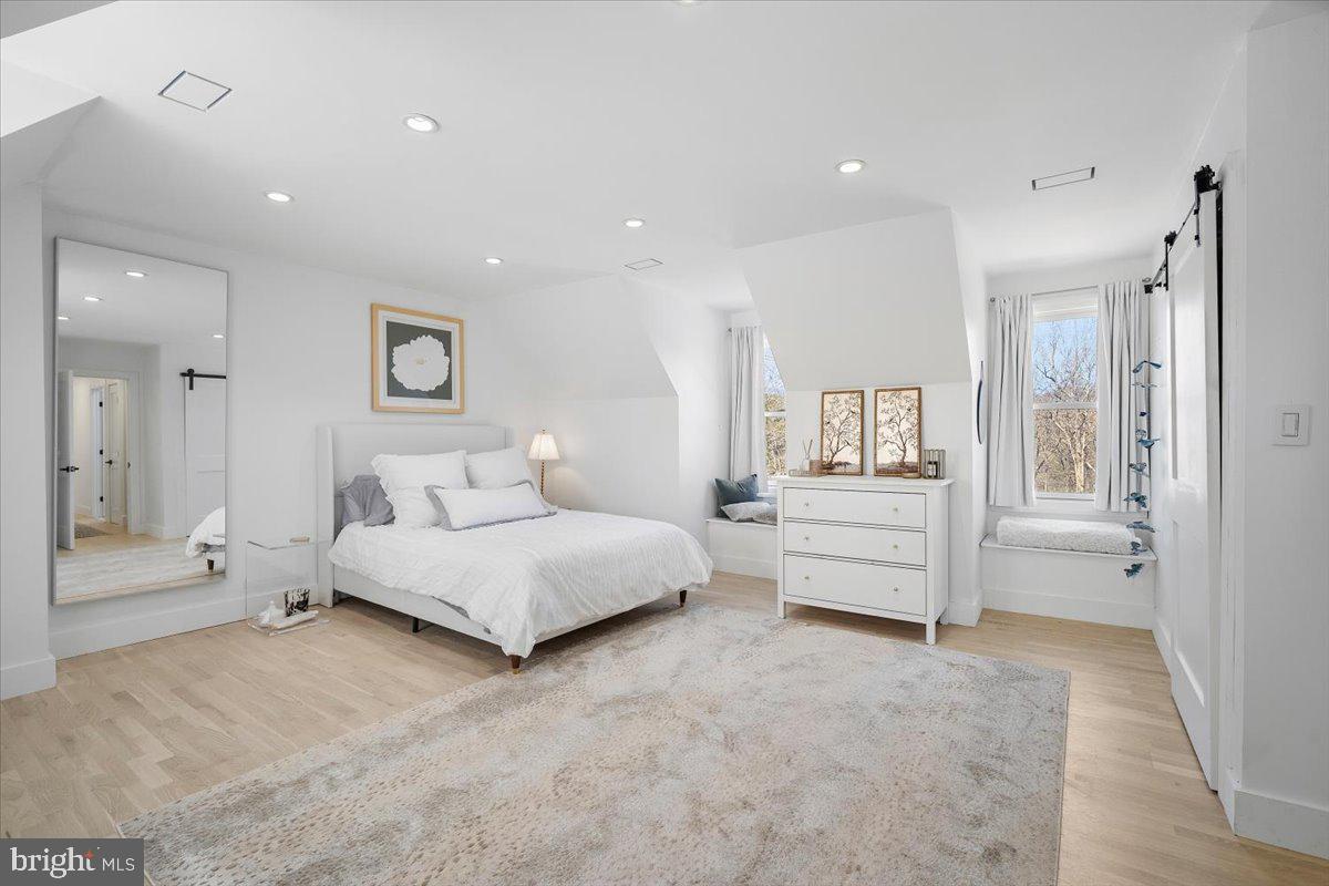 GLEN MILL VILLAGE - Residential