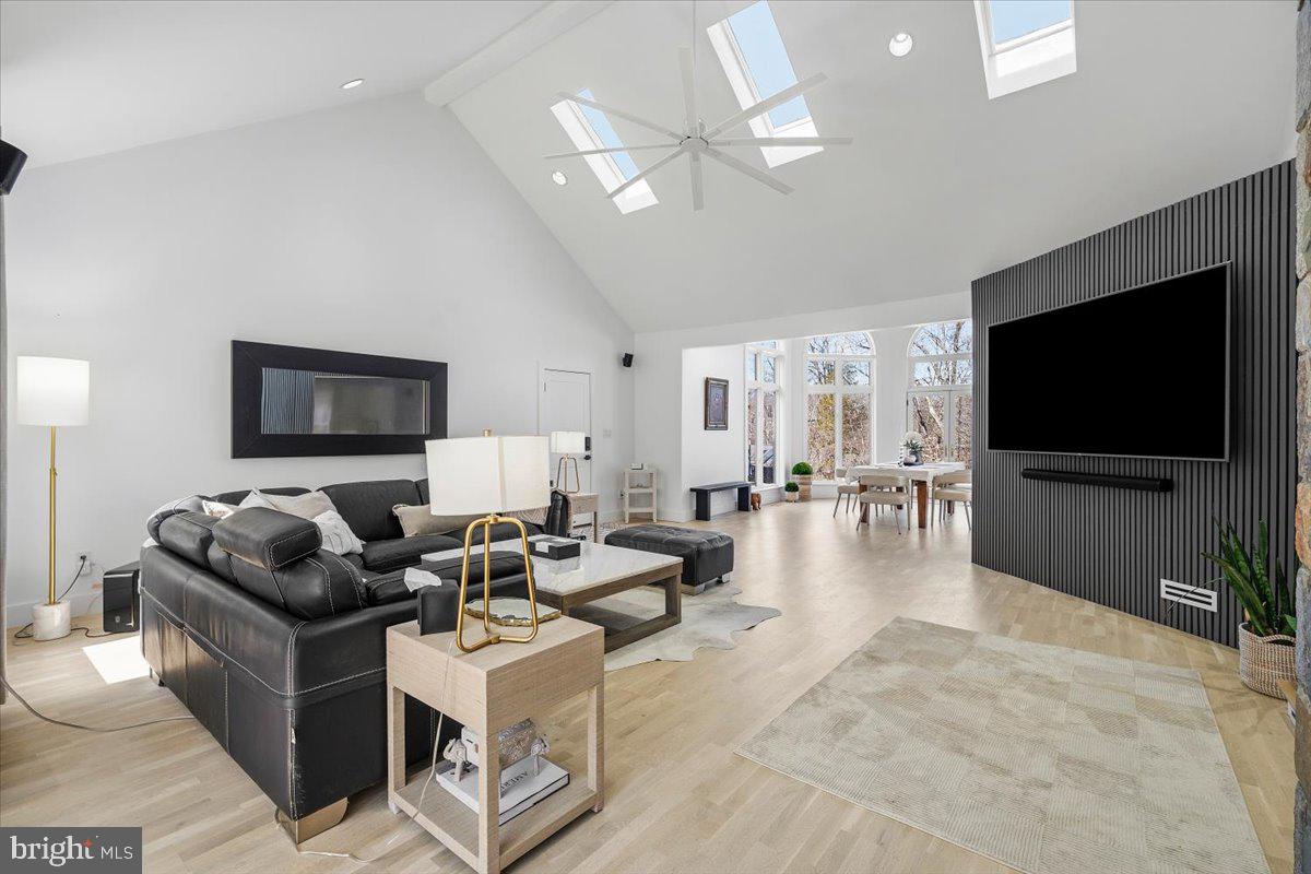 GLEN MILL VILLAGE - Residential