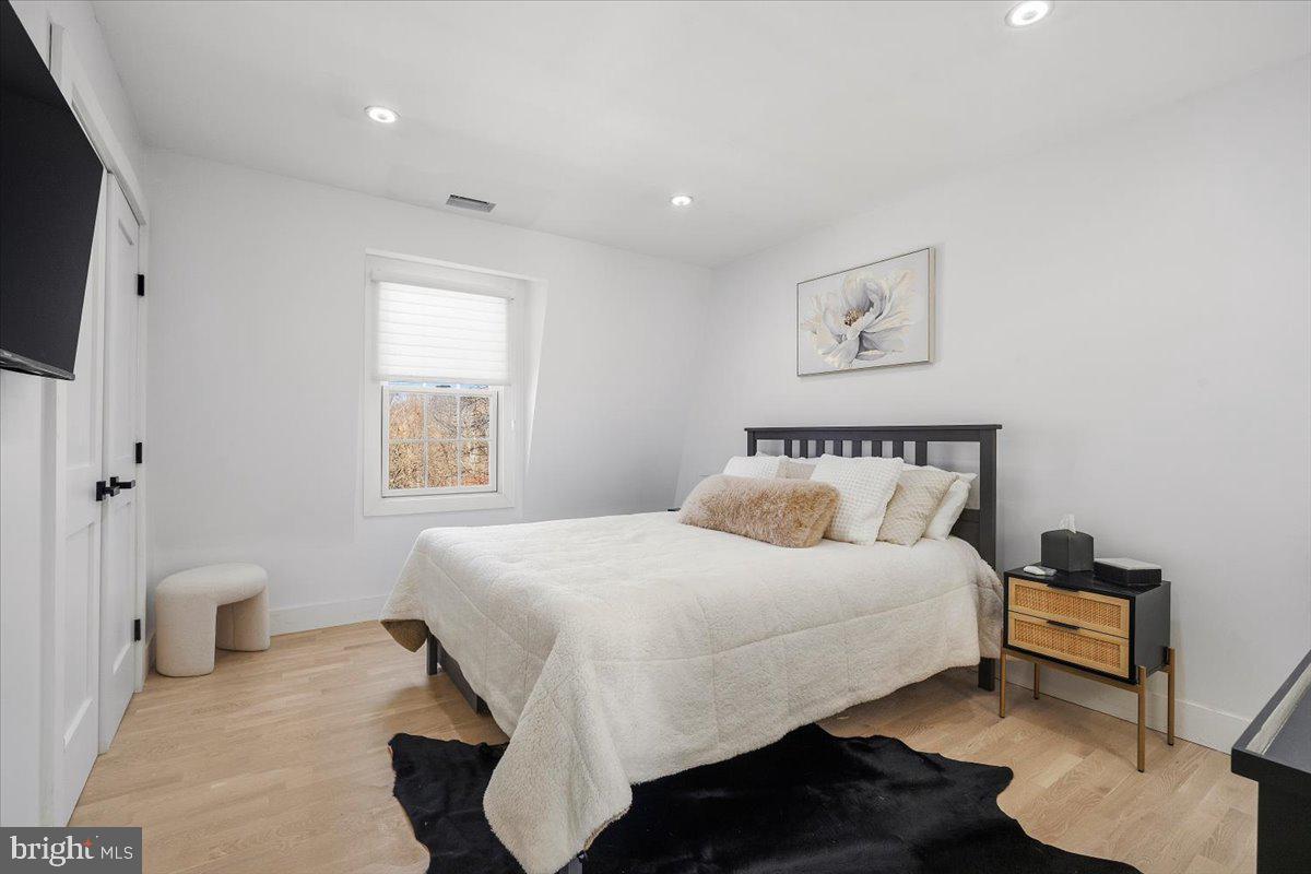 GLEN MILL VILLAGE - Residential