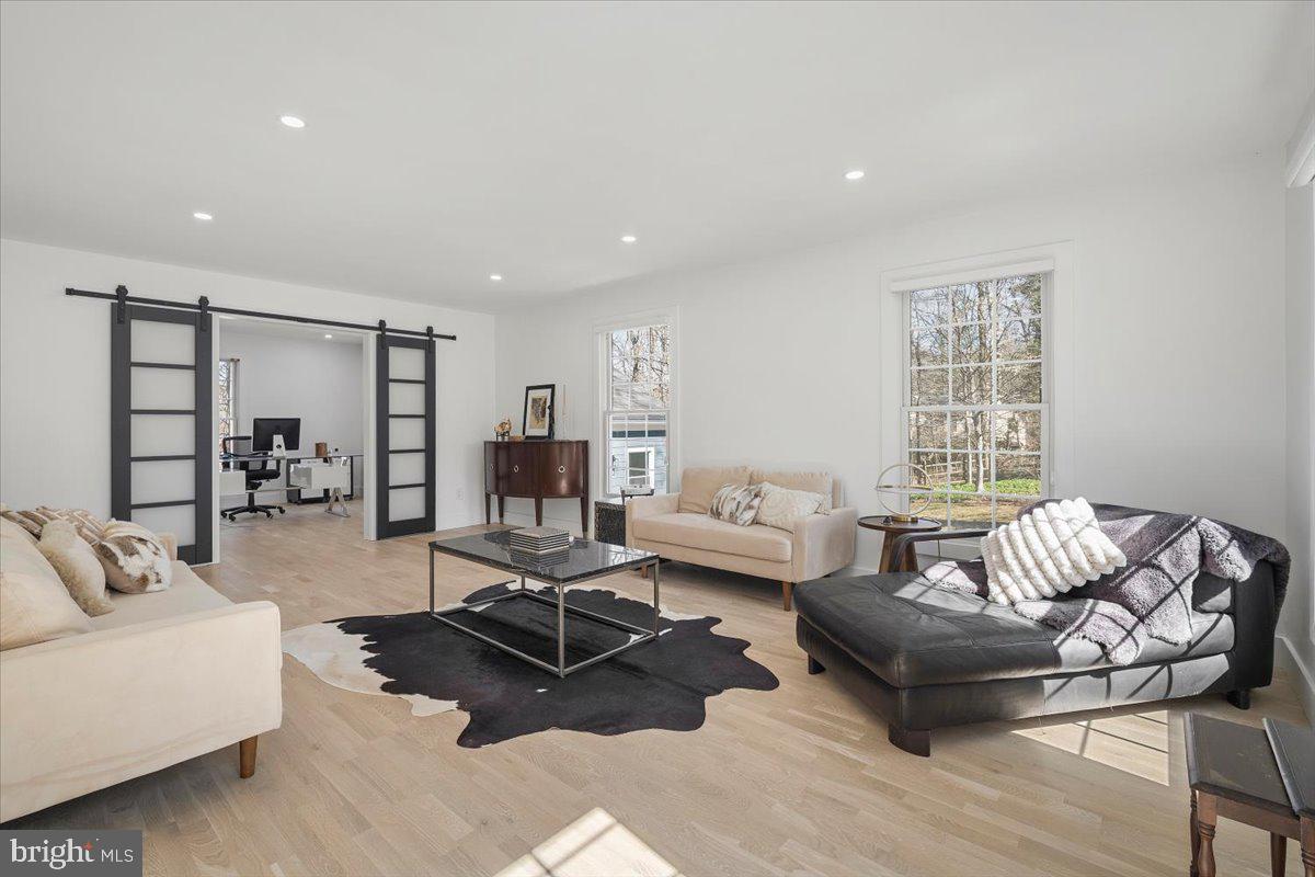 GLEN MILL VILLAGE - Residential