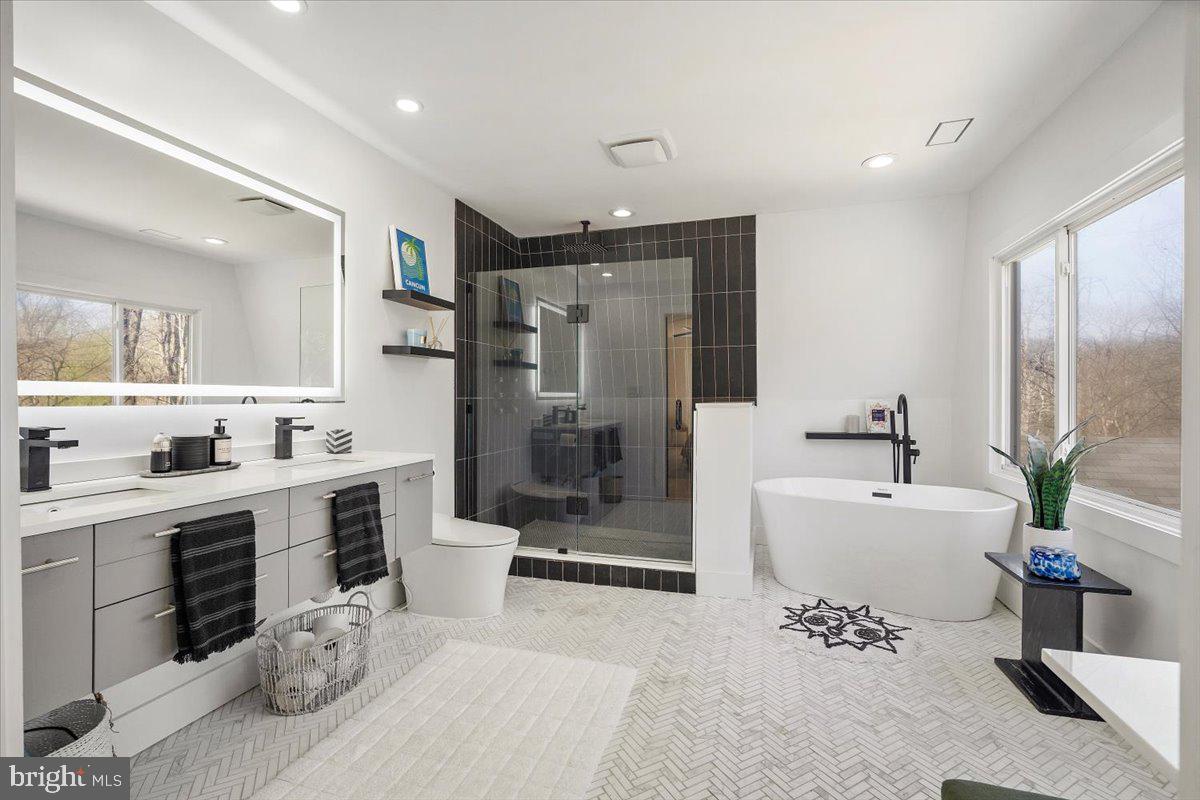 GLEN MILL VILLAGE - Residential