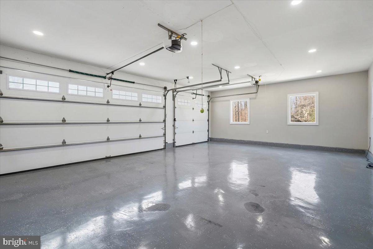 GLEN MILL VILLAGE - Residential