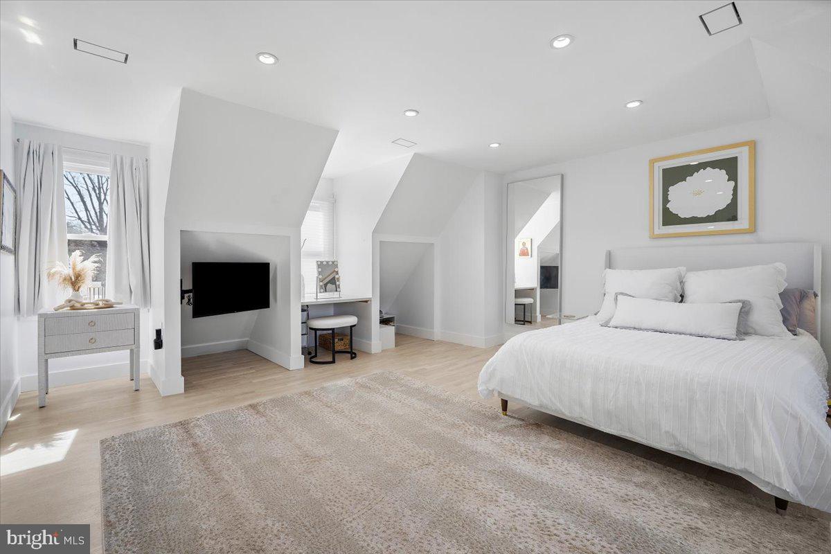 GLEN MILL VILLAGE - Residential