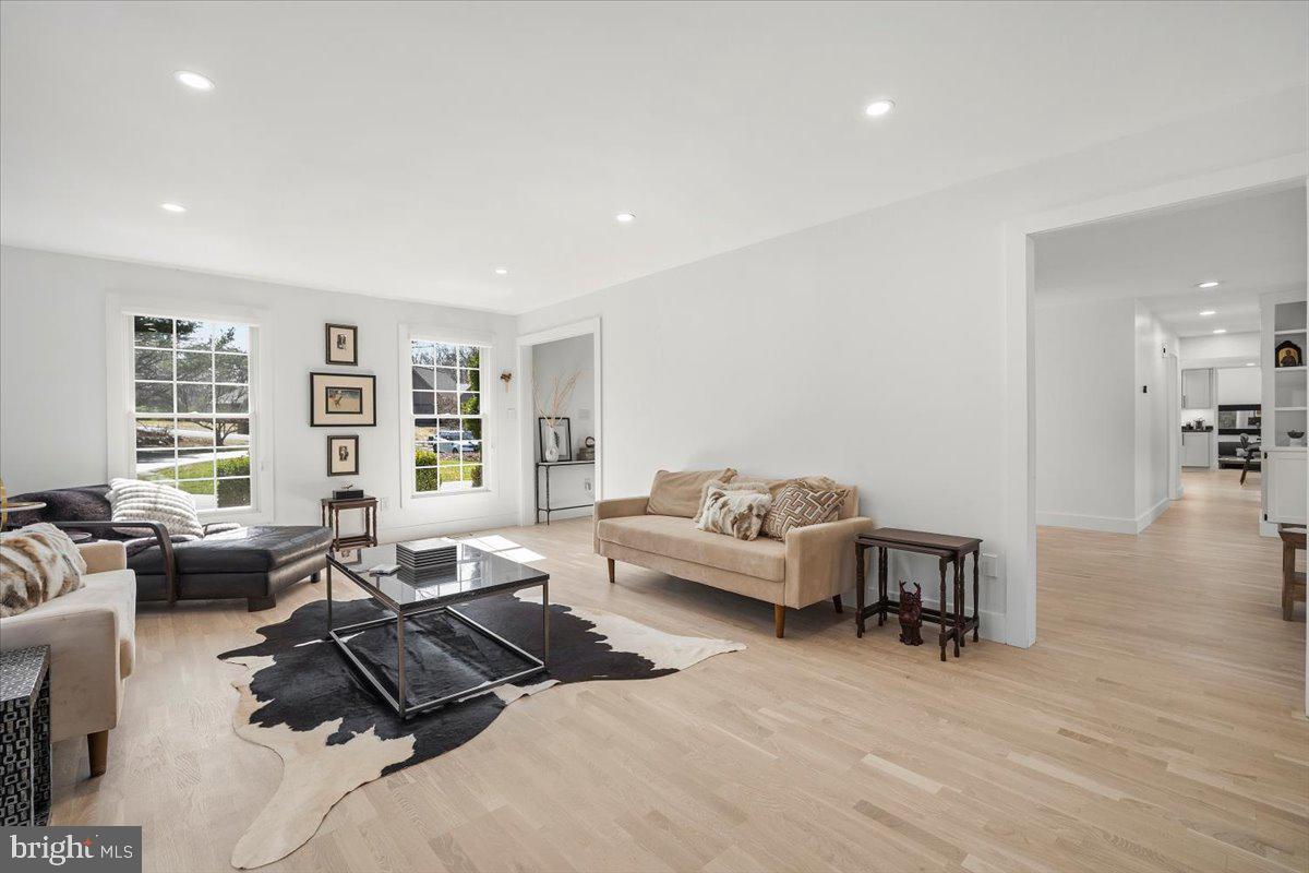 GLEN MILL VILLAGE - Residential