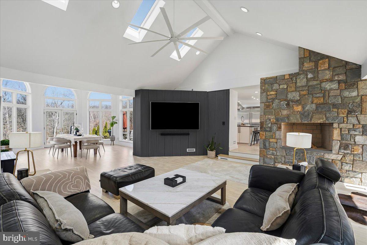 GLEN MILL VILLAGE - Residential