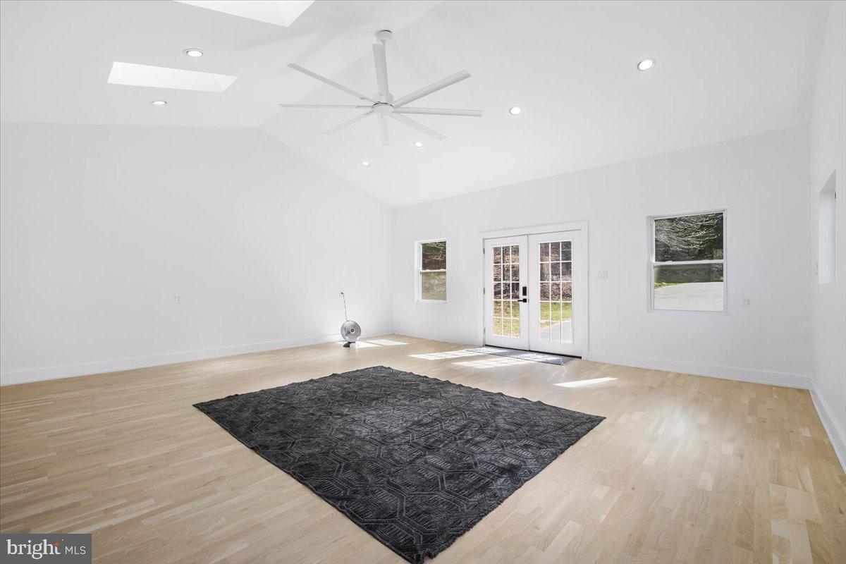 GLEN MILL VILLAGE - Residential