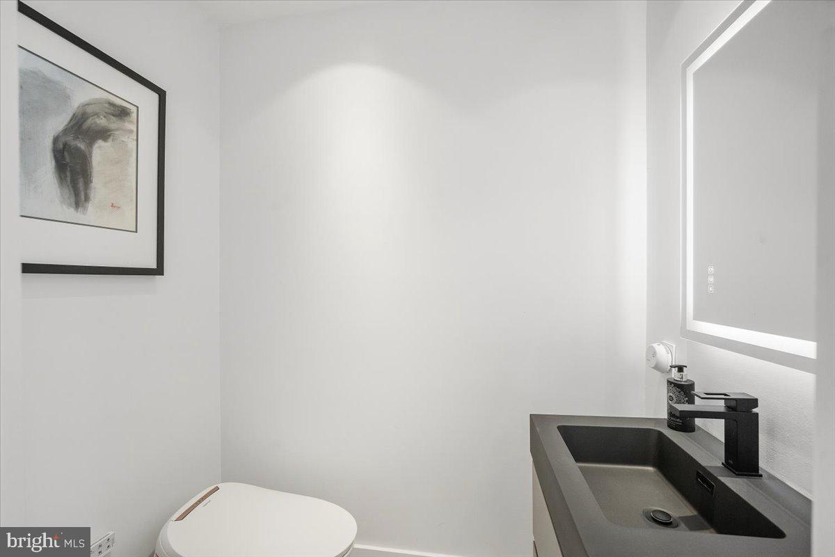 GLEN MILL VILLAGE - Residential