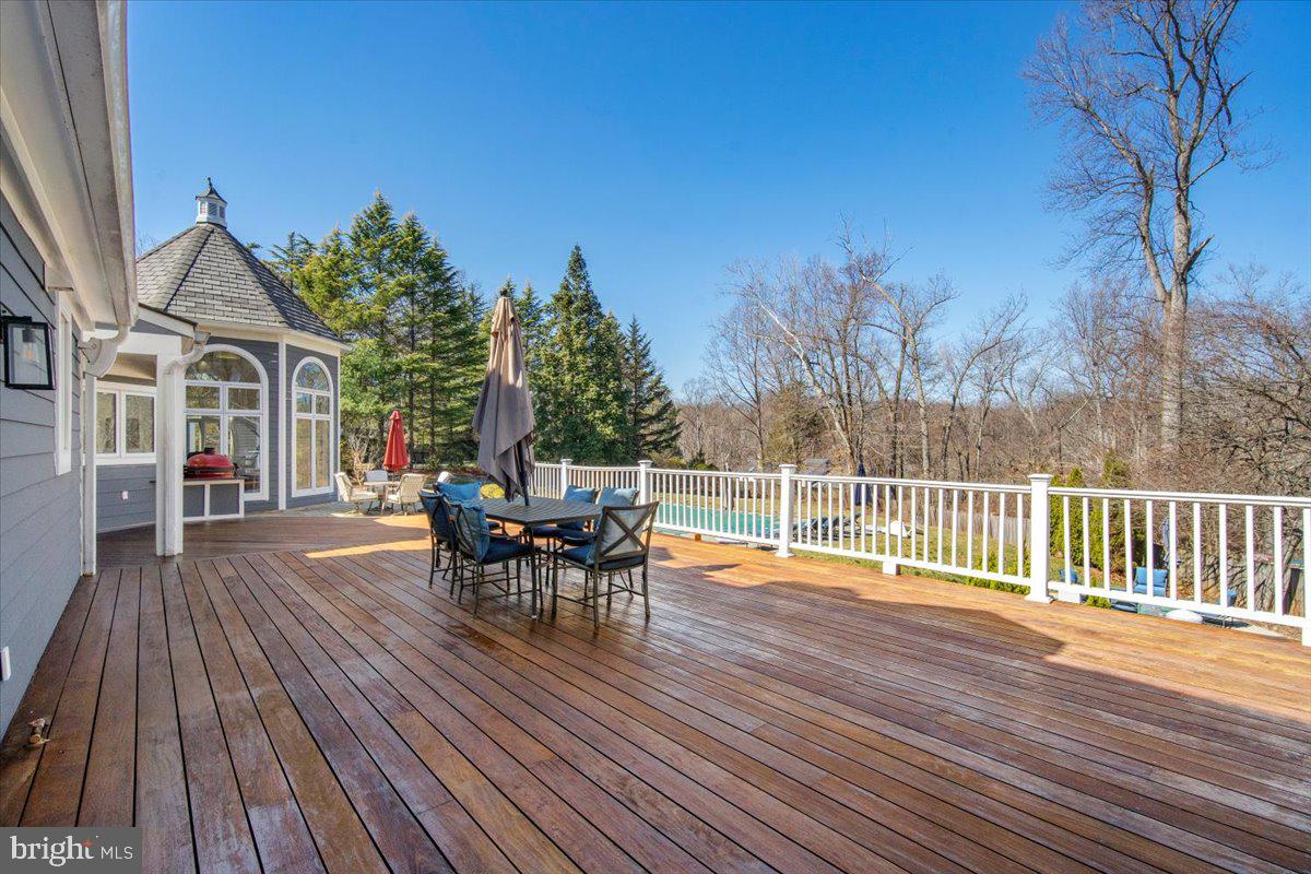 GLEN MILL VILLAGE - Residential