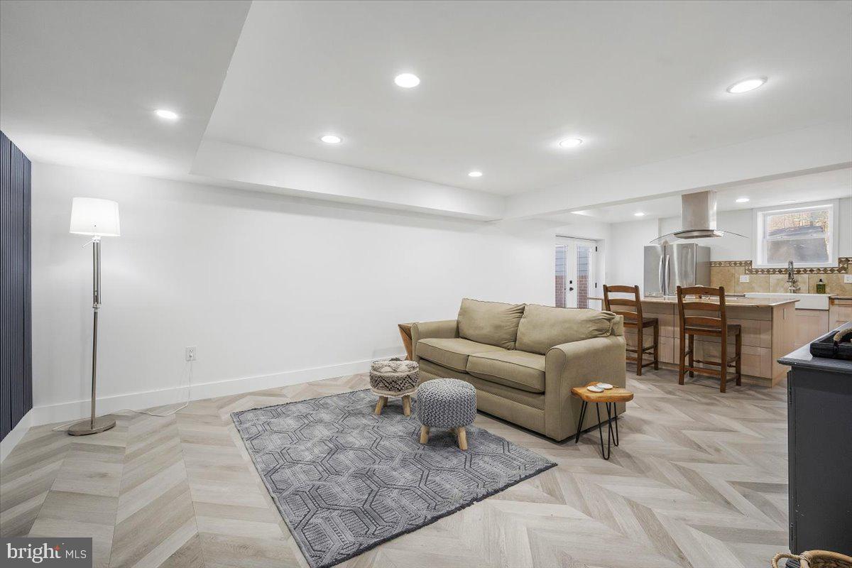 GLEN MILL VILLAGE - Residential